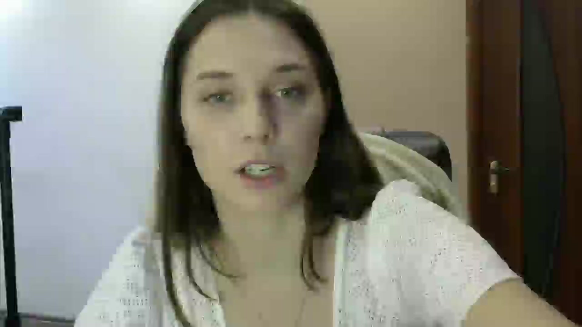 Gallery image thumbnail from HaleyReed's myfreecams stream on, 05/30/2024, 11:25 image 2 of 20