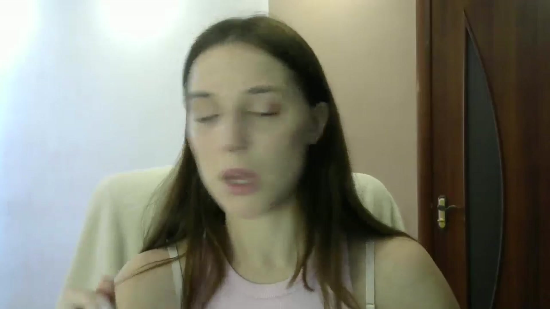 Gallery image thumbnail from HaleyReed's myfreecams stream on, 05/31/2024, 09:29 image 11 of 20