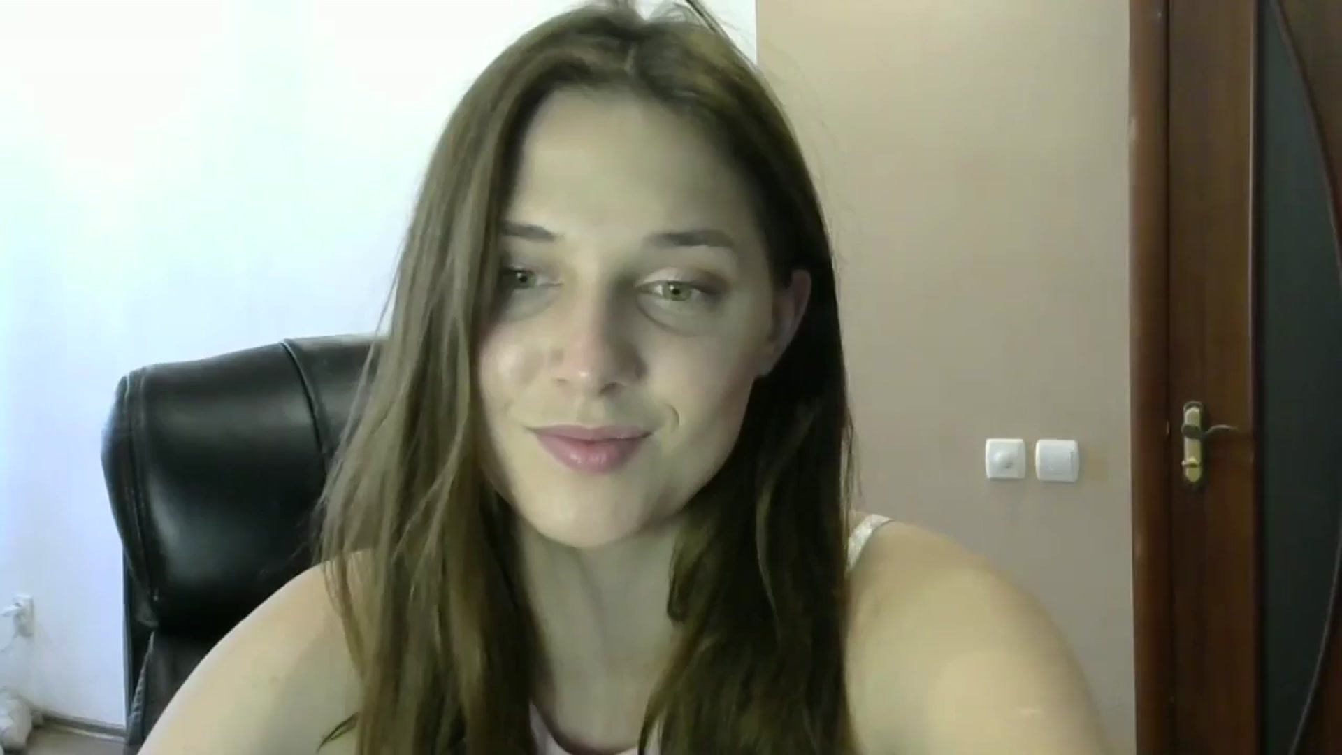 Gallery image thumbnail from HaleyReed's myfreecams stream on, 05/31/2024, 12:05 image 5 of 20