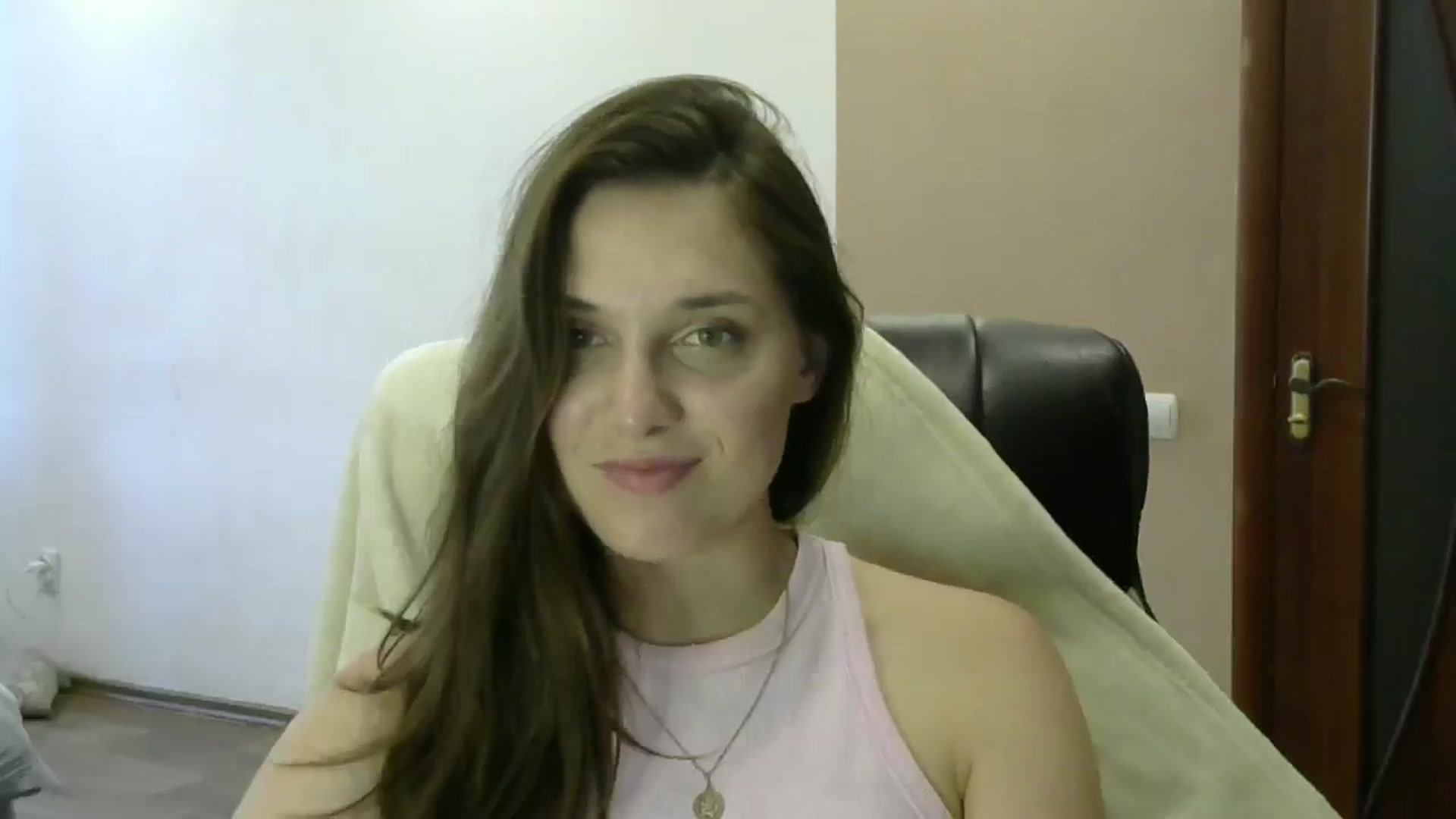 Gallery image thumbnail from HaleyReed's myfreecams stream on, 05/31/2024, 13:04 image 15 of 20