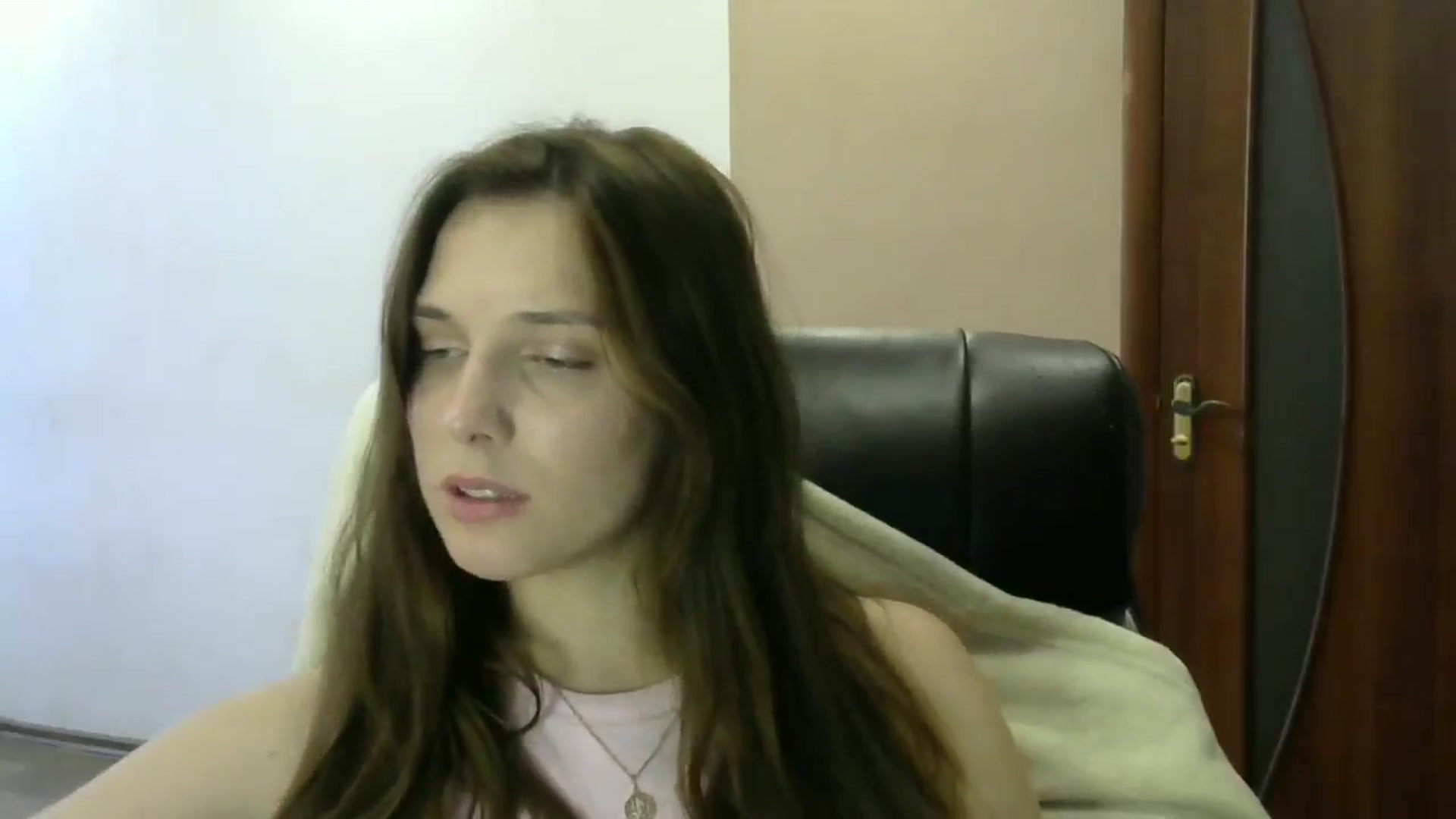 Gallery image thumbnail from HaleyReed's myfreecams stream on, 05/31/2024, 13:32 image 19 of 20