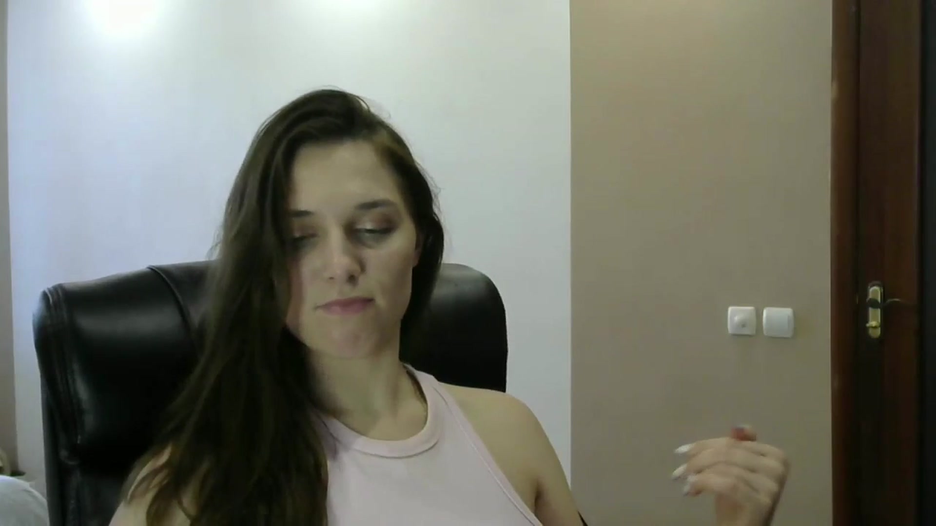 Gallery image thumbnail from HaleyReed's myfreecams stream on, 05/31/2024, 14:14 image 9 of 20