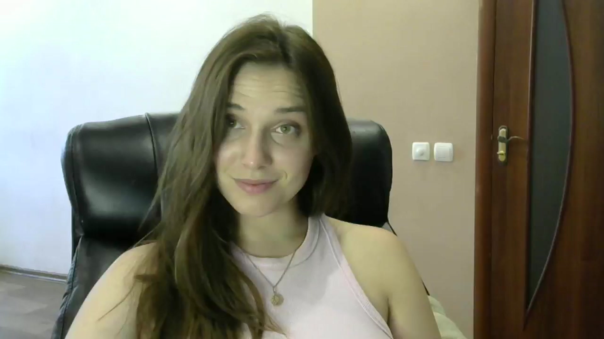 Gallery image thumbnail from HaleyReed's myfreecams stream on, 05/31/2024, 14:14 image 1 of 20