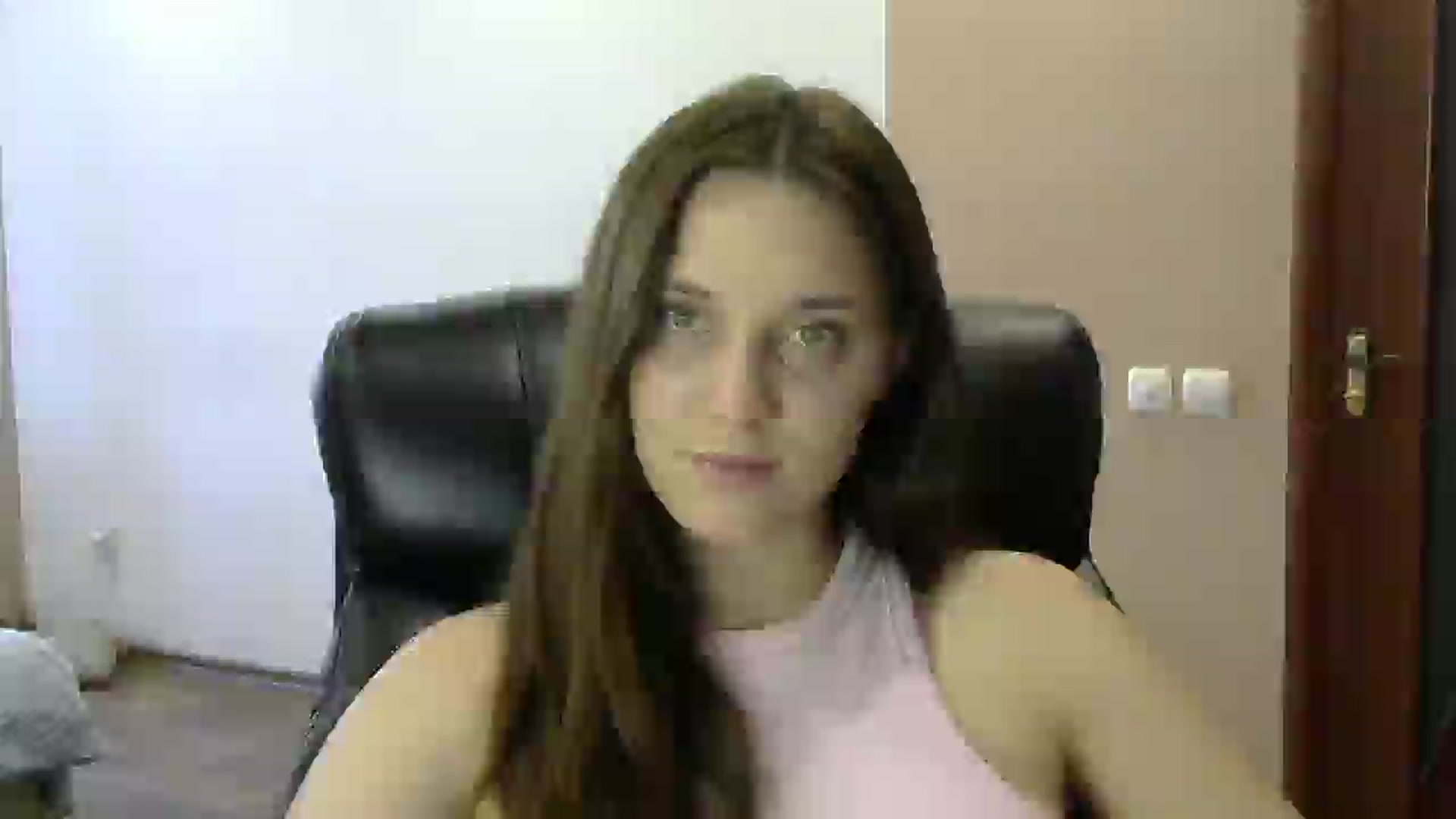 Gallery image thumbnail from HaleyReed's myfreecams stream on, 05/31/2024, 14:24 image 7 of 20