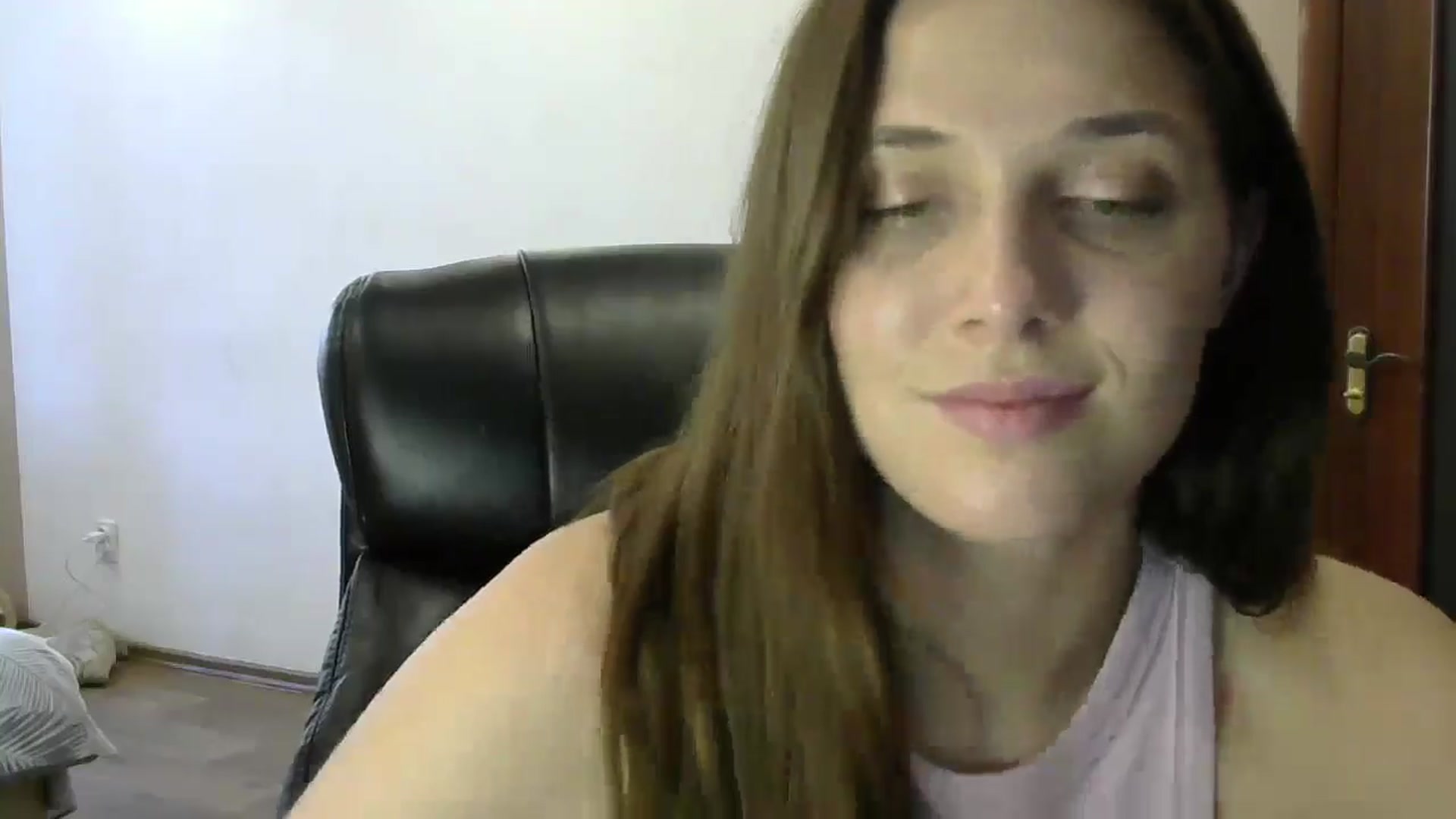 Gallery image thumbnail from HaleyReed's myfreecams stream on, 05/31/2024, 14:24 image 5 of 20