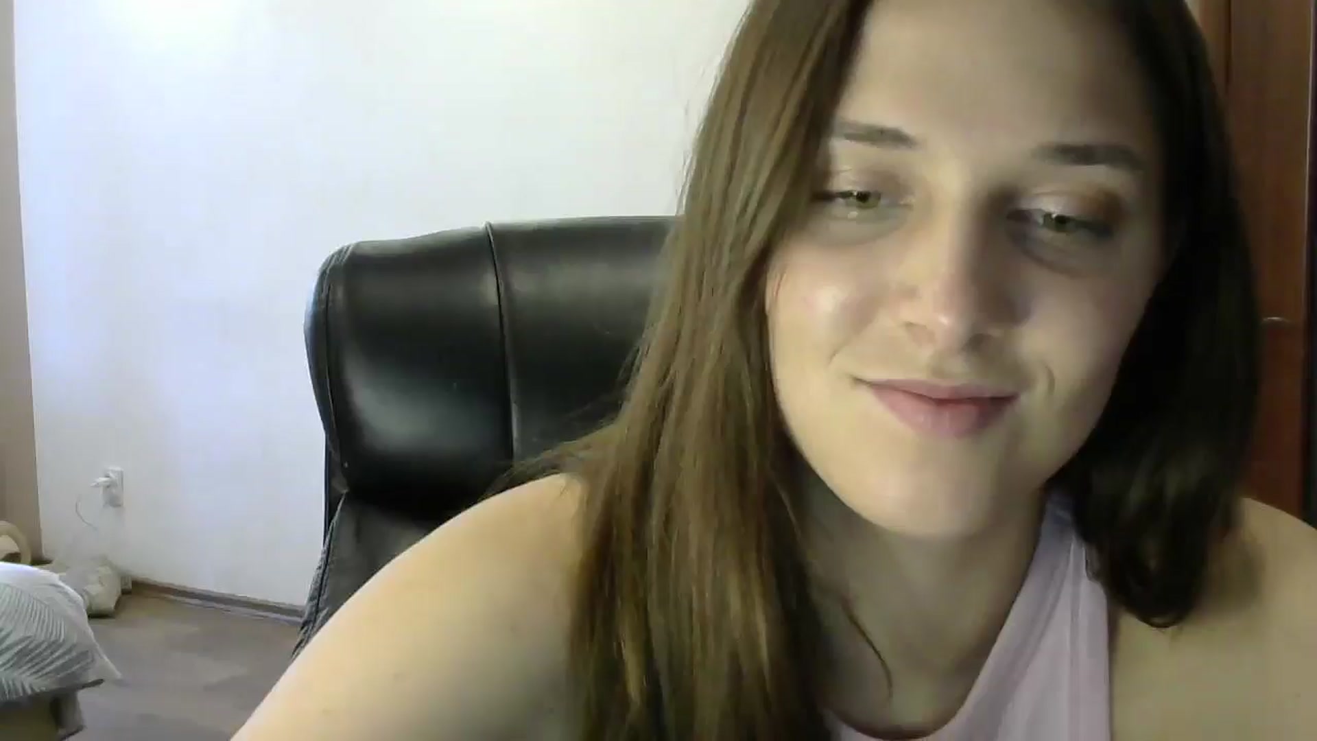 Gallery image thumbnail from HaleyReed's myfreecams stream on, 05/31/2024, 14:24 image 9 of 20