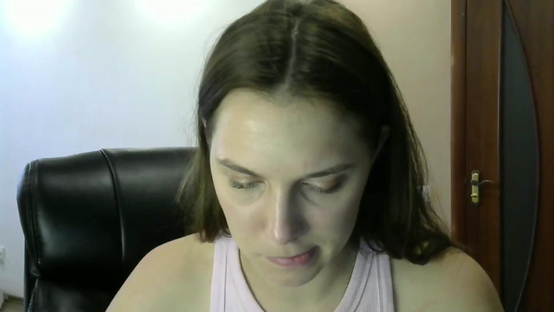 Gallery image thumbnail from HaleyReed's myfreecams stream on, 05/31/2024, 14:38 image 13 of 20