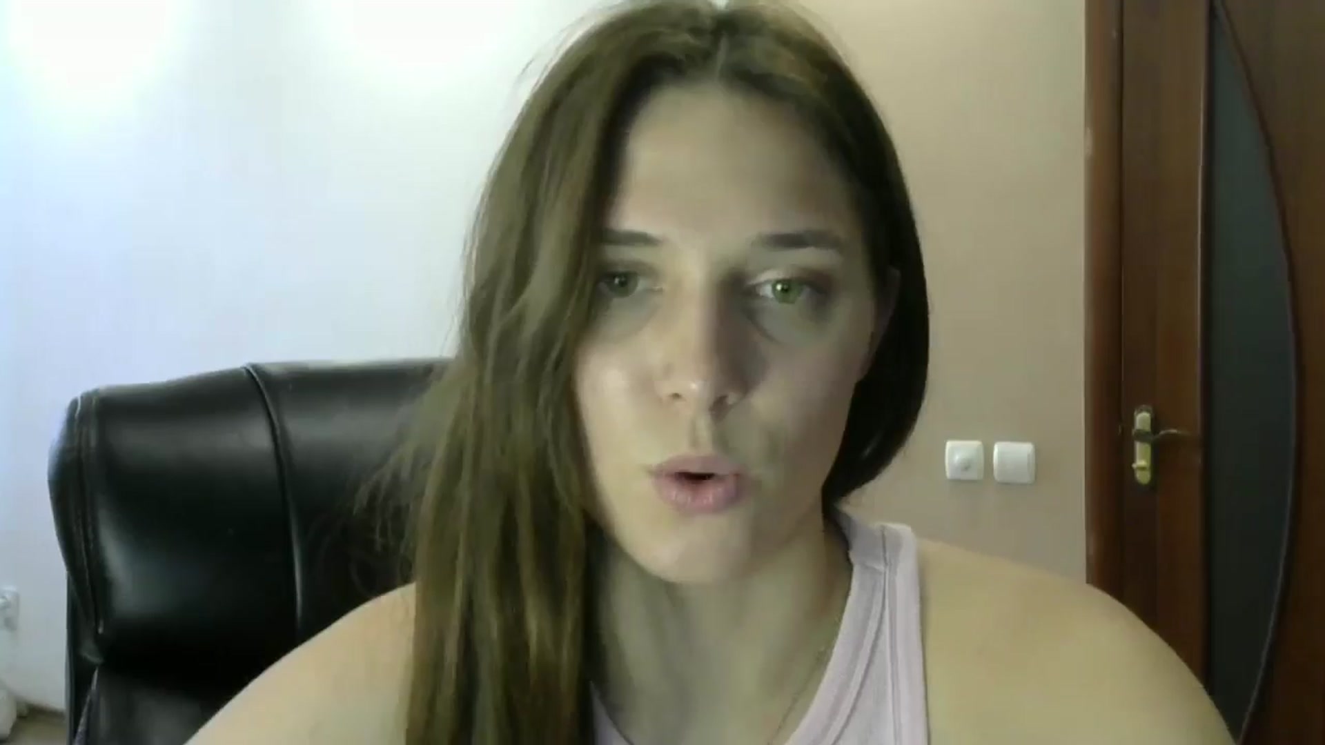 Gallery image thumbnail from HaleyReed's myfreecams stream on, 05/31/2024, 14:38 image 17 of 20
