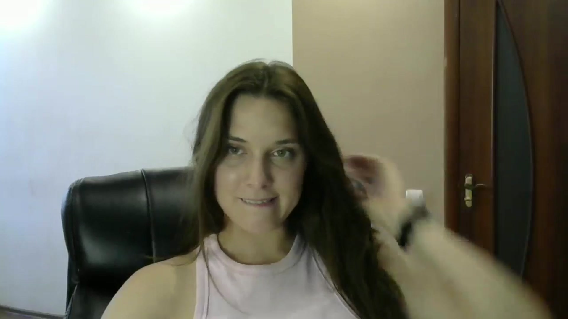 Gallery image thumbnail from HaleyReed's myfreecams stream on, 05/31/2024, 14:38 image 7 of 20