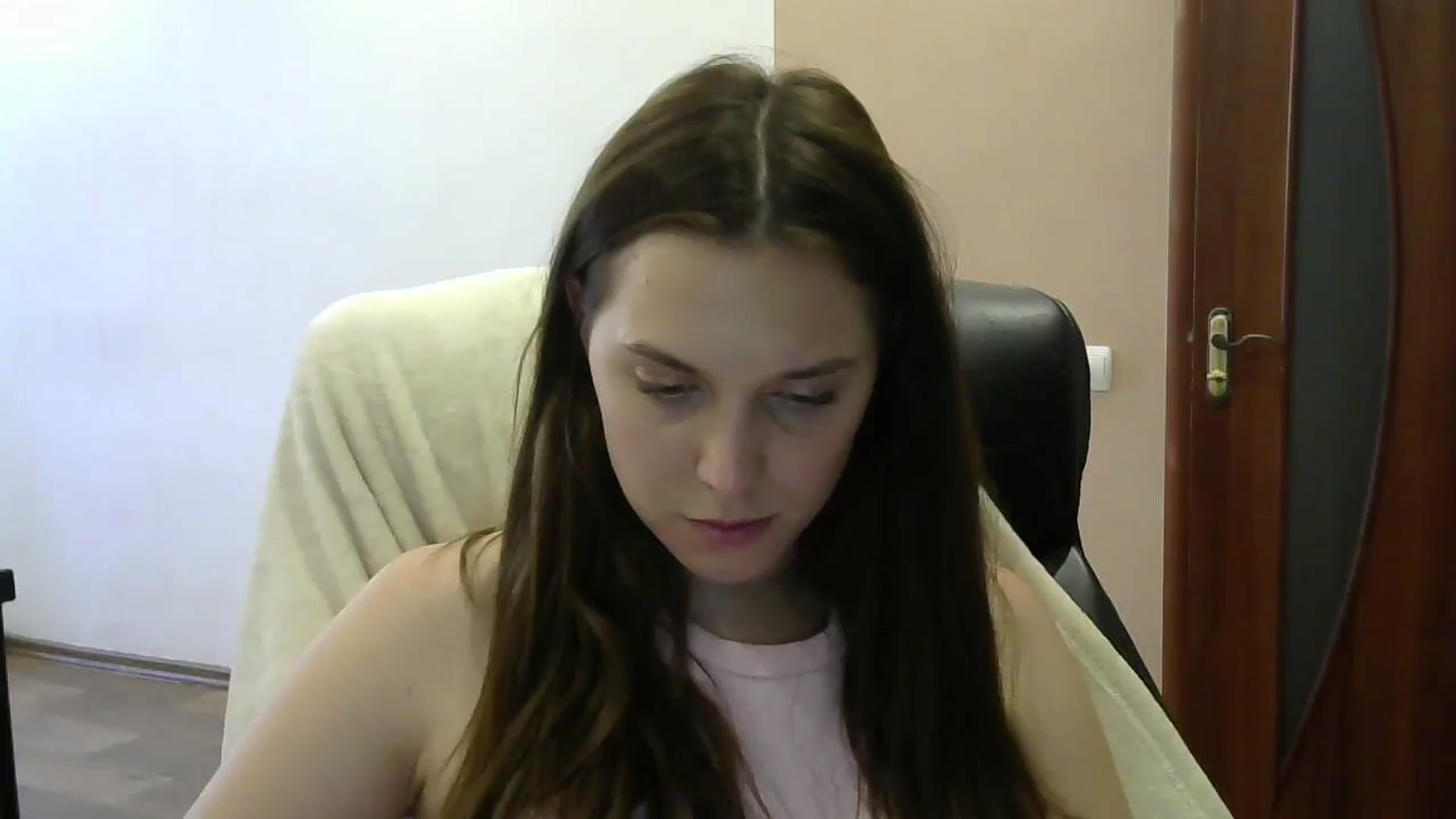 Gallery image thumbnail from HaleyReed's myfreecams stream on, 05/31/2024, 15:12 image 16 of 20