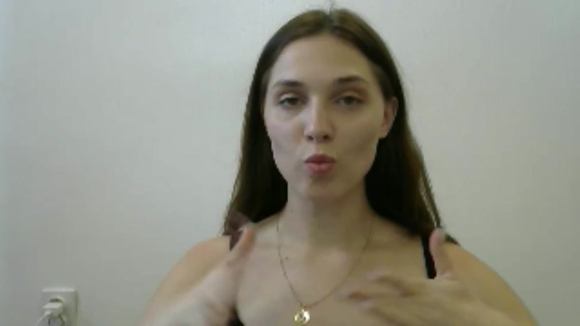 Gallery image thumbnail from HaleyReed's myfreecams stream on, 06/02/2024, 10:36 image 12 of 20