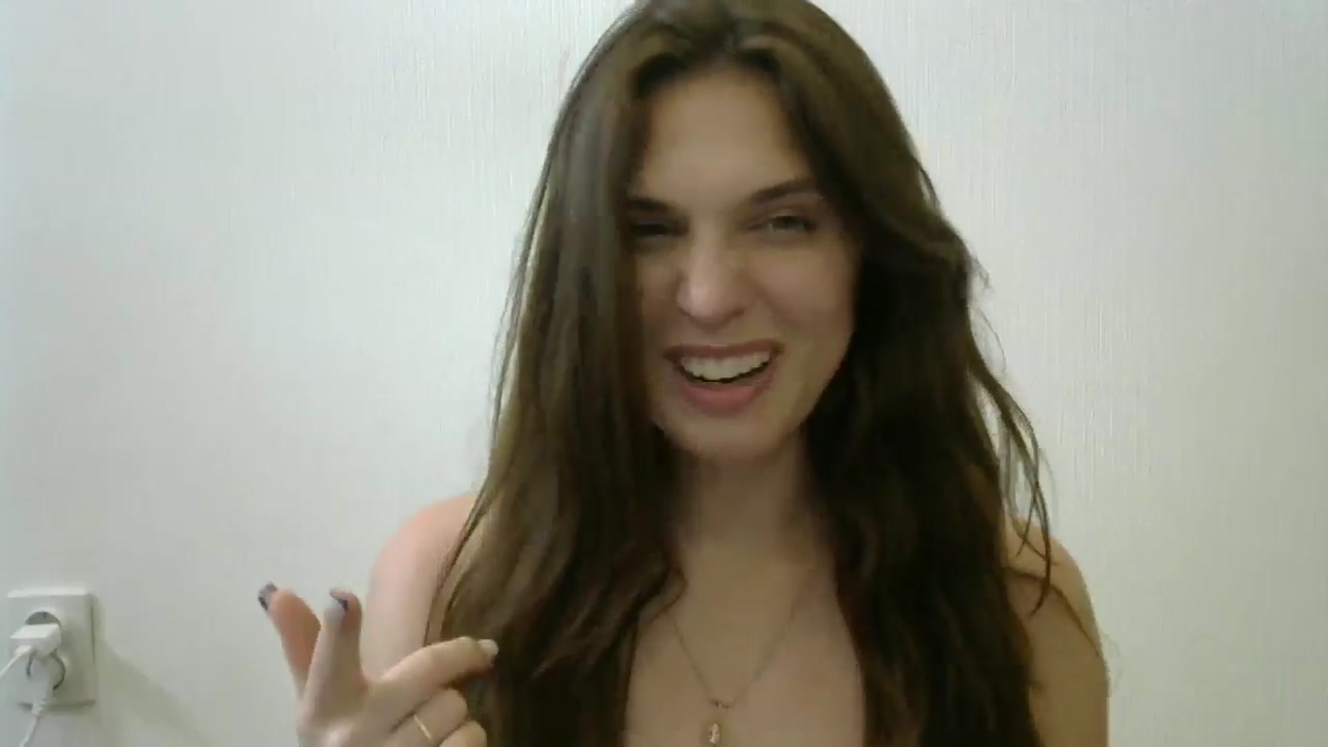 Gallery image thumbnail from HaleyReed's myfreecams stream on, 06/02/2024, 11:48 image 6 of 20