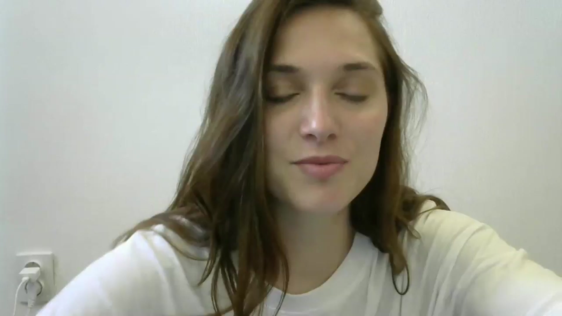 Gallery image thumbnail from HaleyReed's myfreecams stream on, 06/02/2024, 13:23 image 4 of 20