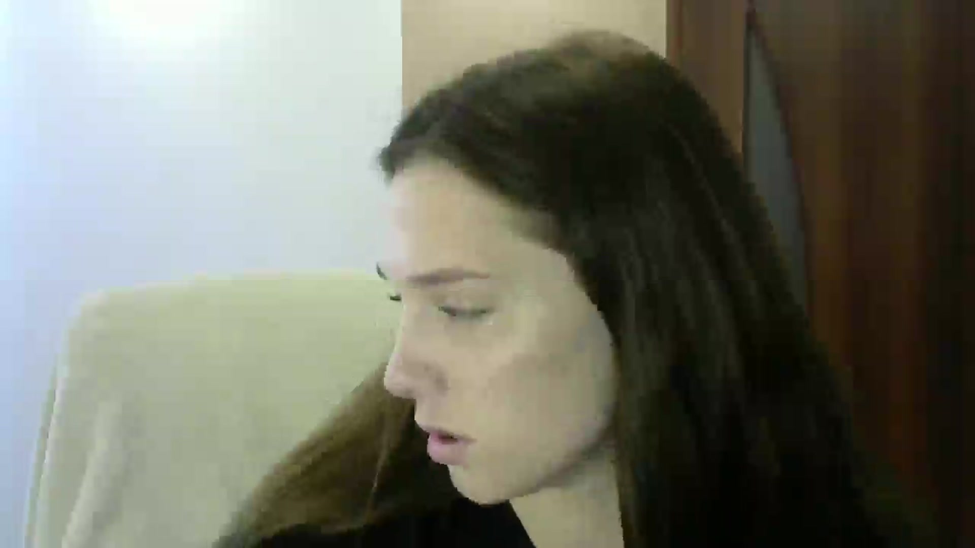 Gallery image thumbnail from HaleyReed's myfreecams stream on, 06/03/2024, 07:25 image 2 of 20