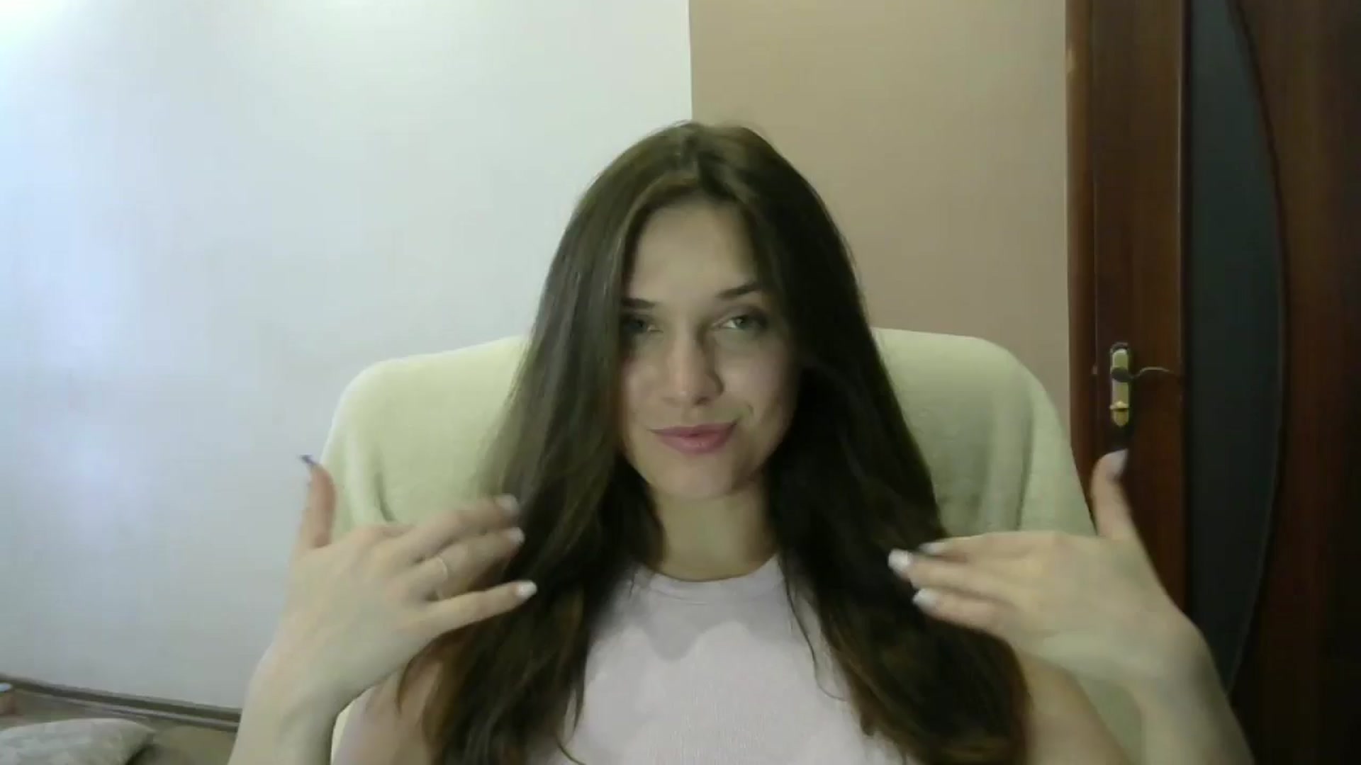Gallery image thumbnail from HaleyReed's myfreecams stream on, 06/03/2024, 13:40 image 17 of 20