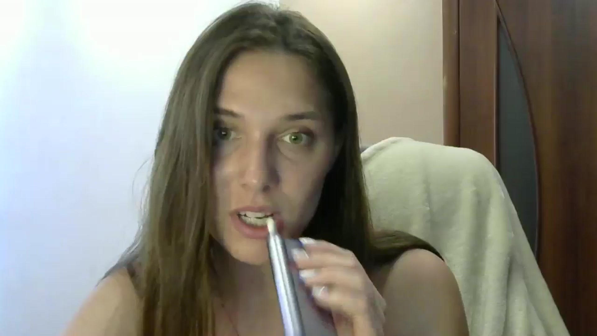Gallery image thumbnail from HaleyReed's myfreecams stream on, 06/05/2024, 16:00 image 17 of 20