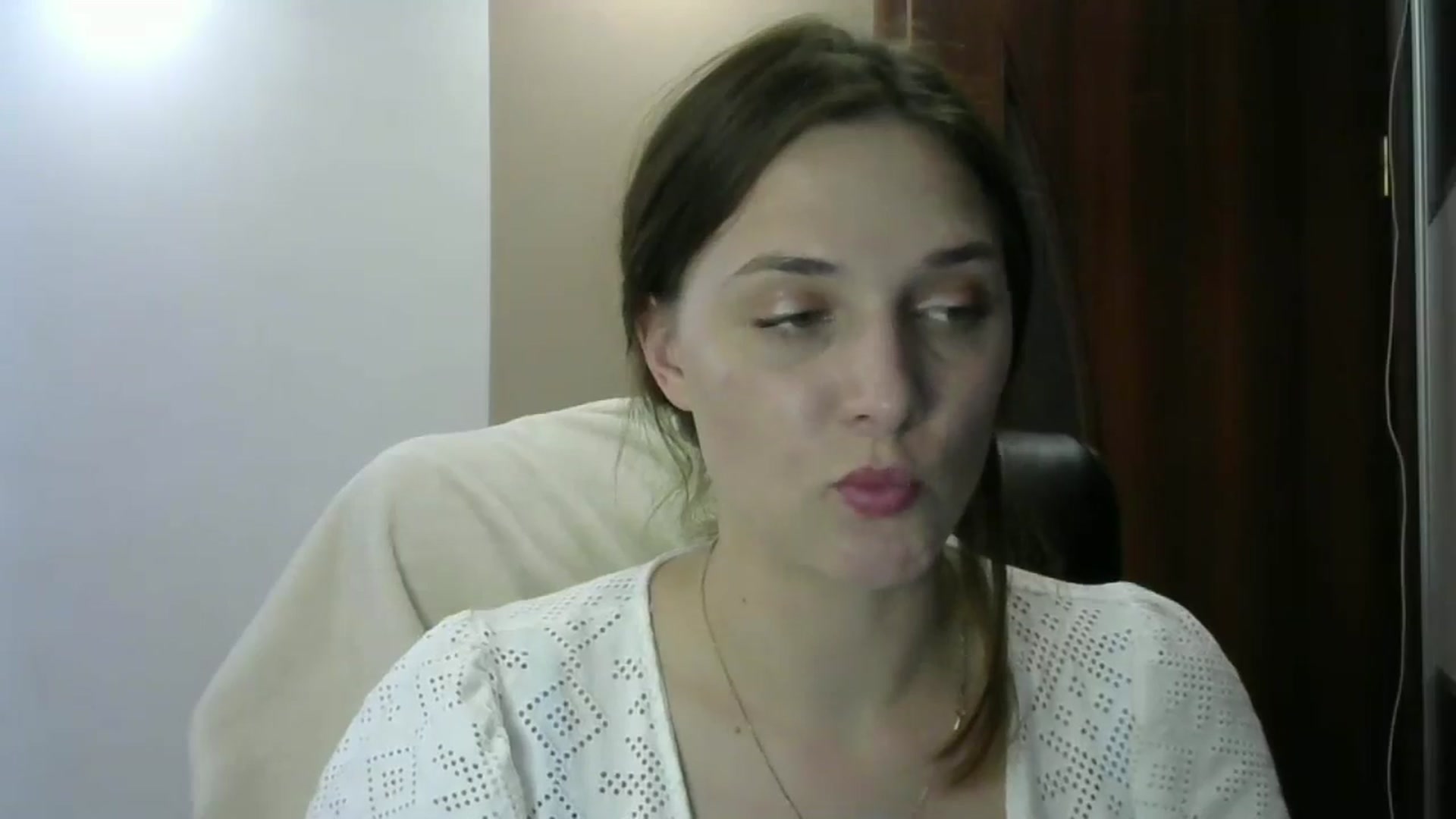 Gallery image thumbnail from HaleyReed's myfreecams stream on, 06/06/2024, 14:35 image 18 of 20
