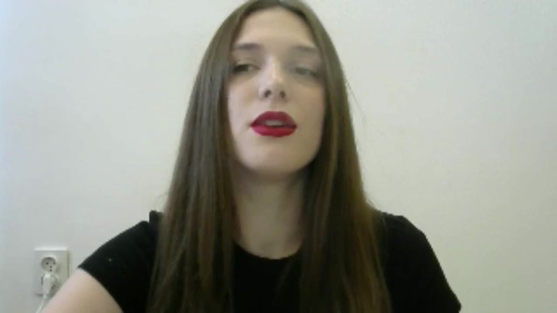 Gallery image thumbnail from HaleyReed's myfreecams stream on, 06/07/2024, 10:27 image 10 of 20