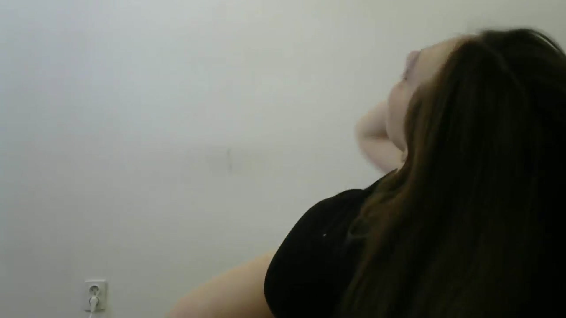 Gallery image thumbnail from HaleyReed's myfreecams stream on, 06/07/2024, 10:54 image 16 of 20