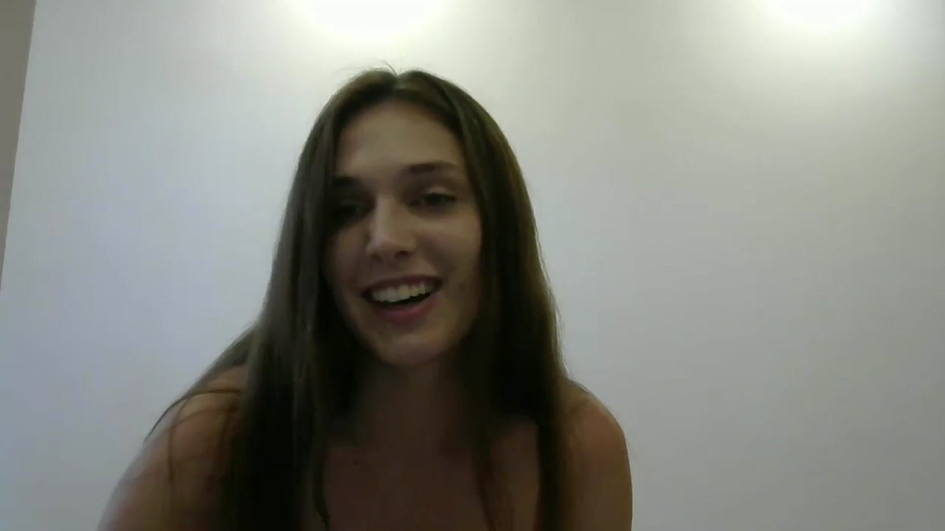 Gallery image thumbnail from HaleyReed's myfreecams stream on, 06/09/2024, 12:23 image 15 of 20
