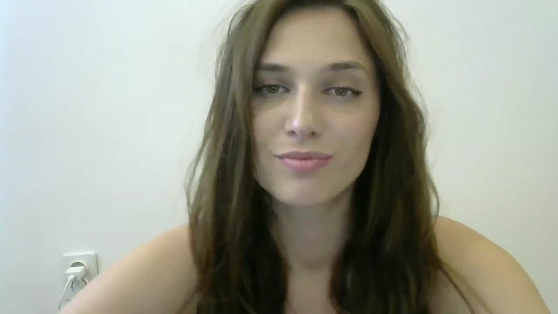 Gallery image thumbnail from HaleyReed's myfreecams stream on, 06/10/2024, 12:02 image 3 of 20