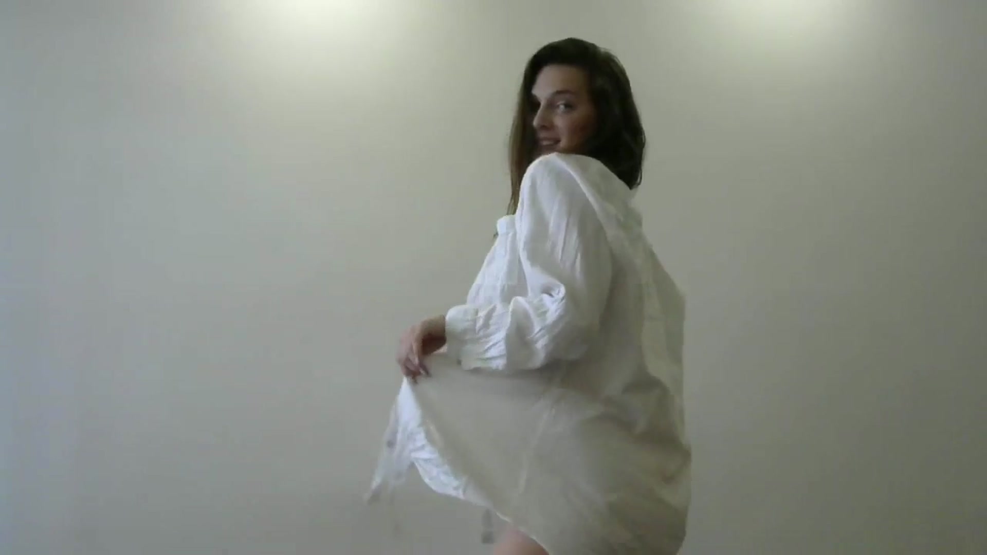 Gallery image thumbnail from HaleyReed's myfreecams stream on, 06/11/2024, 07:54 image 5 of 20