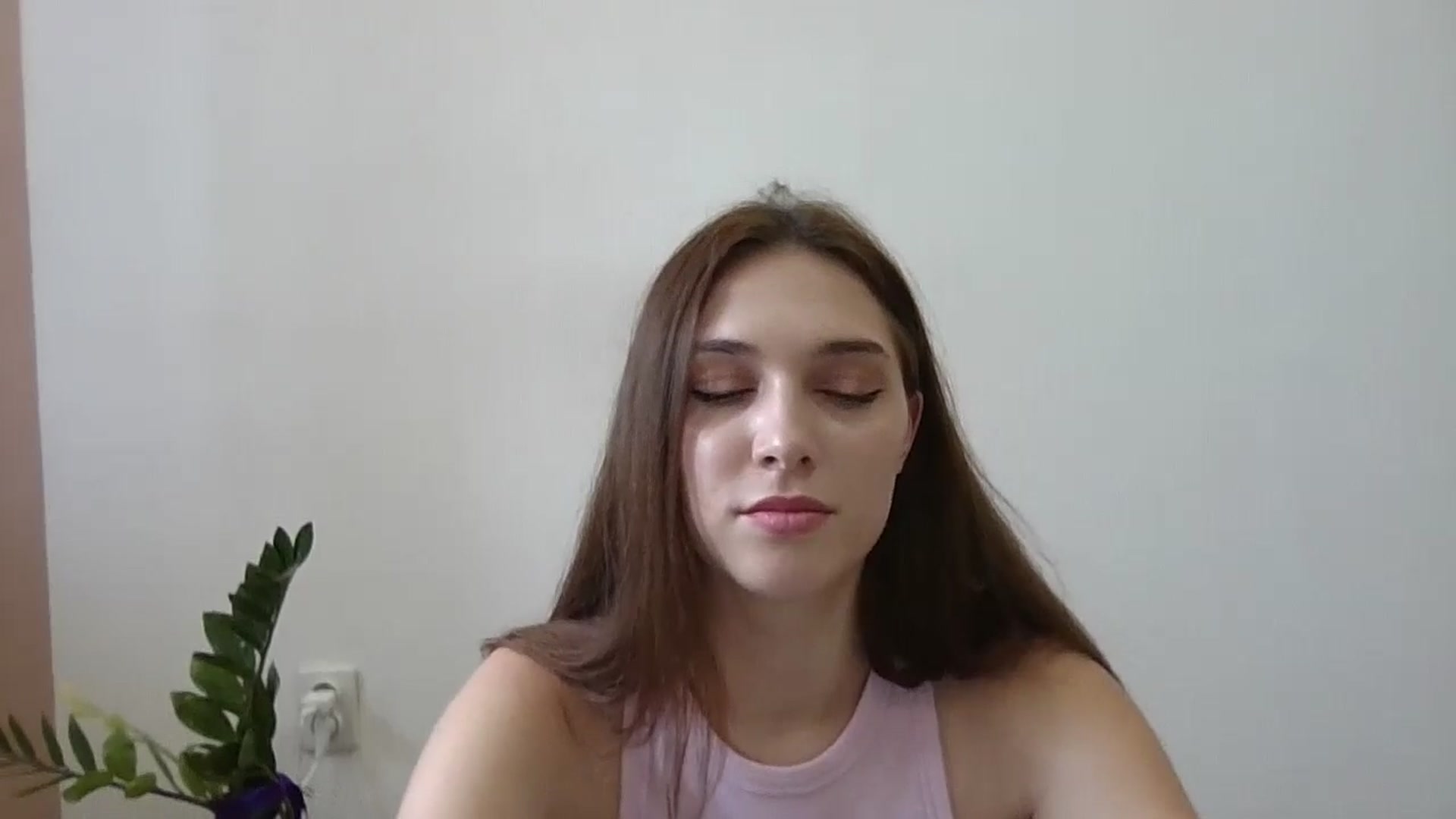 Gallery image thumbnail from HaleyReed's myfreecams stream on, 06/12/2024, 11:07 image 13 of 20