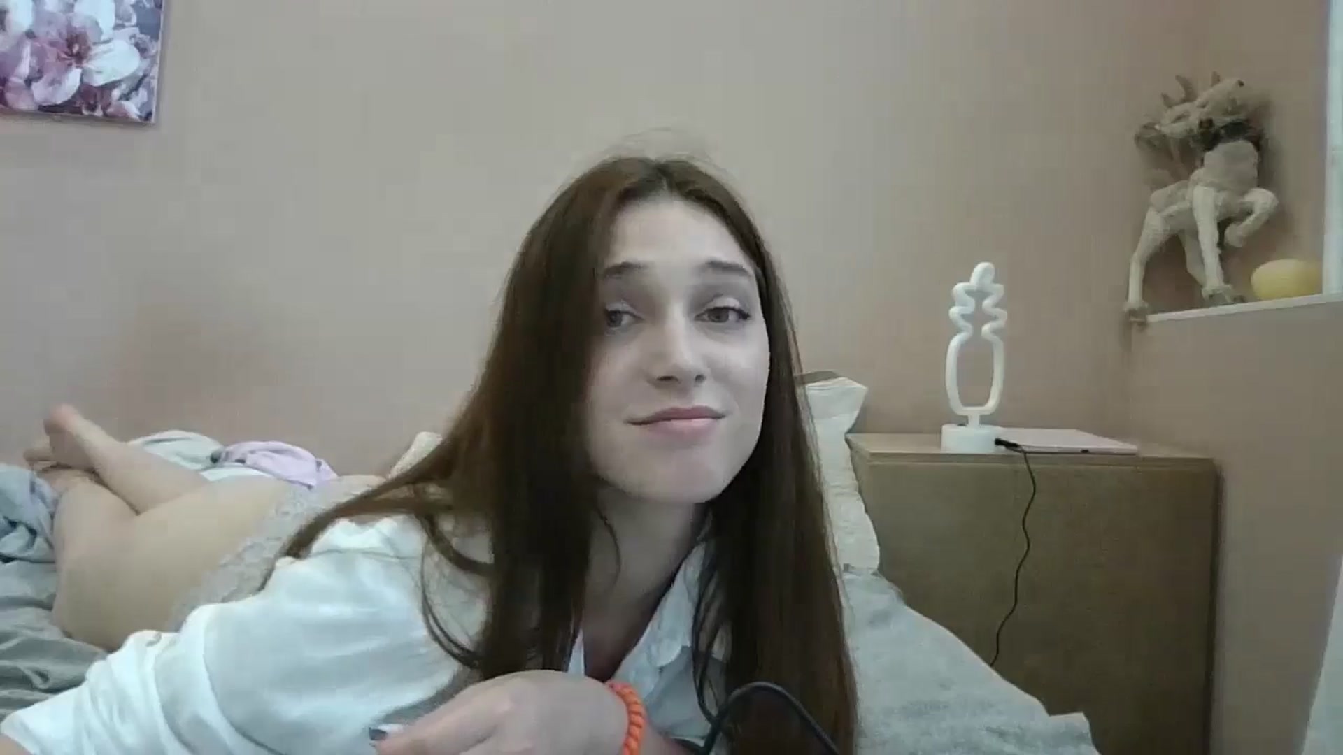 Gallery image thumbnail from HaleyReed's myfreecams stream on, 06/12/2024, 12:26 image 17 of 20