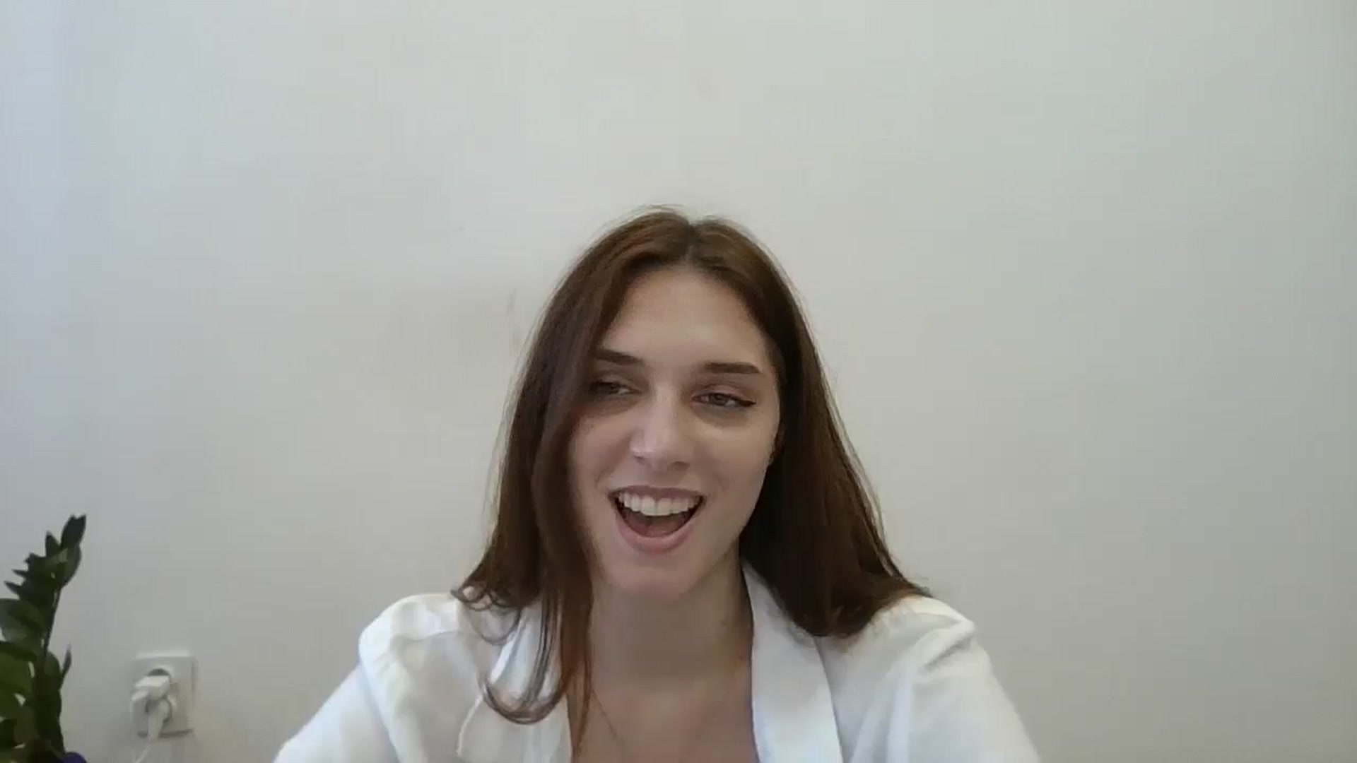 Gallery image thumbnail from HaleyReed's myfreecams stream on, 06/12/2024, 13:19 image 16 of 20