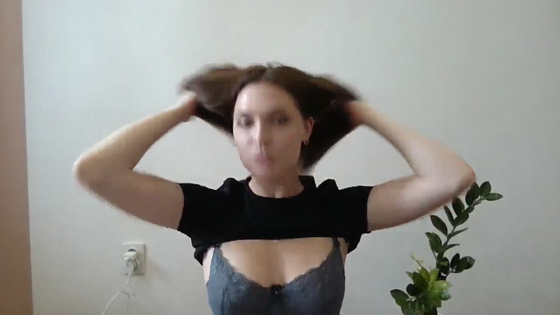 Gallery image thumbnail from HaleyReed's myfreecams stream on, 06/13/2024, 11:28 image 13 of 20