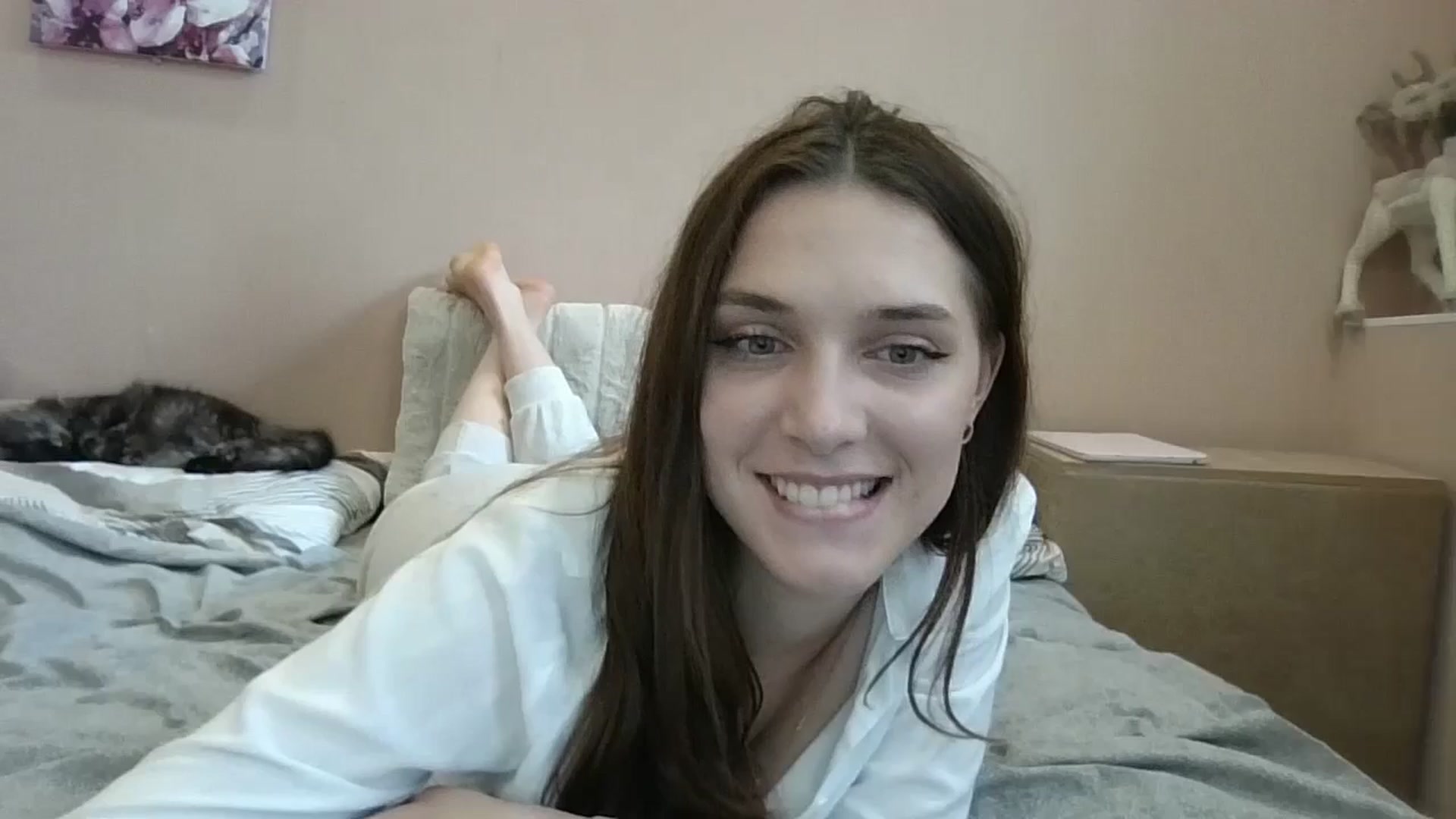 Gallery image thumbnail from HaleyReed's myfreecams stream on, 06/16/2024, 11:22 image 18 of 20