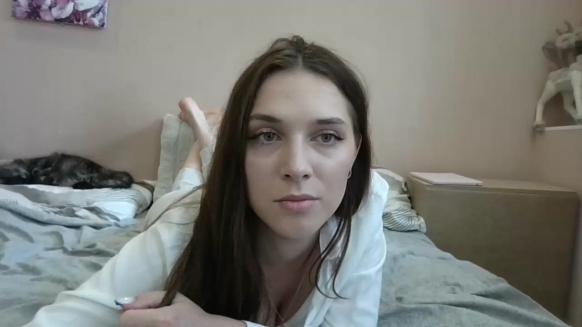 Gallery image thumbnail from HaleyReed's myfreecams stream on, 06/16/2024, 11:22 image 17 of 20