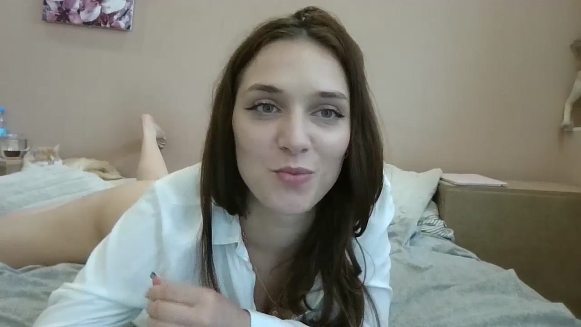Gallery image thumbnail from HaleyReed's myfreecams stream on, 06/16/2024, 12:50 image 4 of 20
