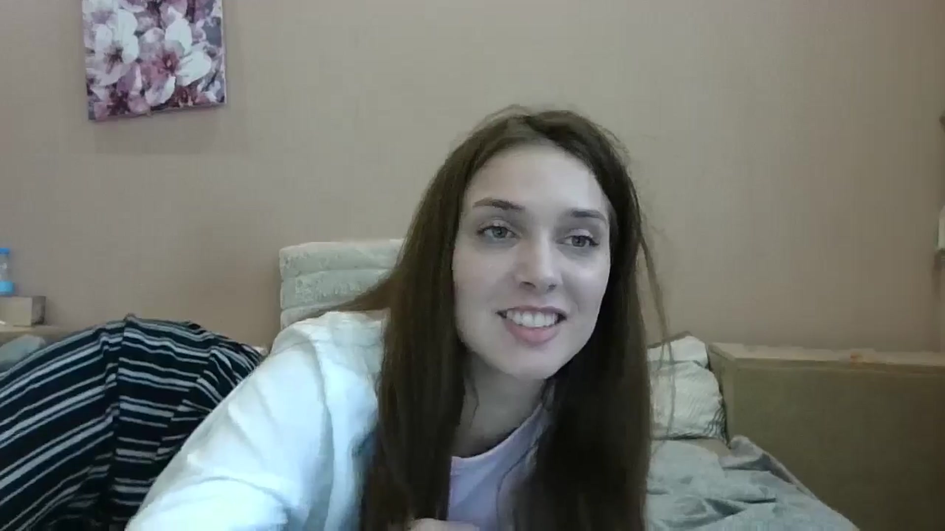 Gallery image thumbnail from HaleyReed's myfreecams stream on, 06/17/2024, 13:59 image 2 of 20