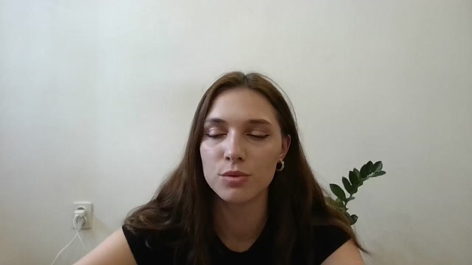 Gallery image thumbnail from HaleyReed's myfreecams stream on, 06/19/2024, 12:10 image 20 of 20