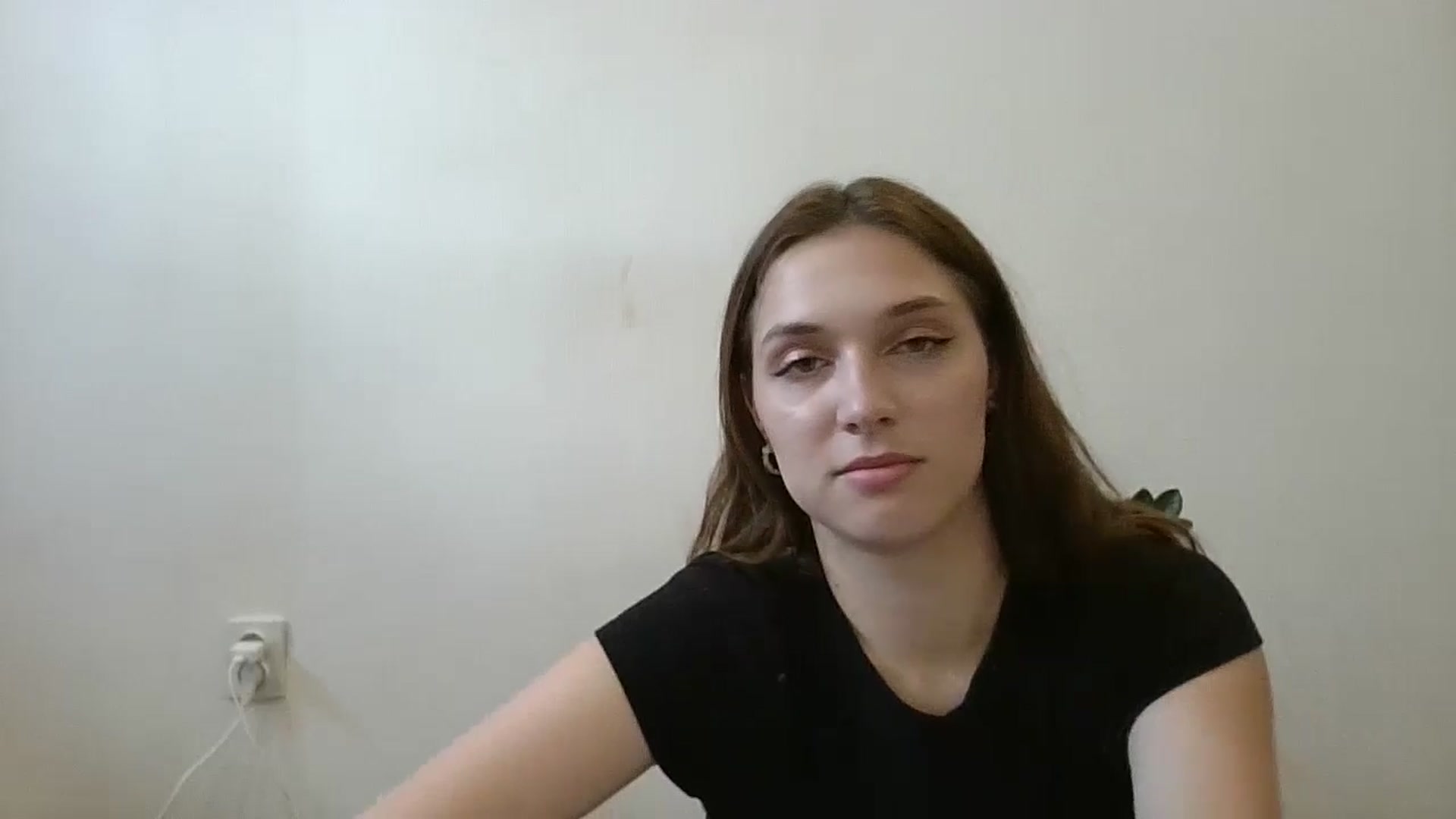 Gallery image thumbnail from HaleyReed's myfreecams stream on, 06/19/2024, 12:10 image 8 of 20