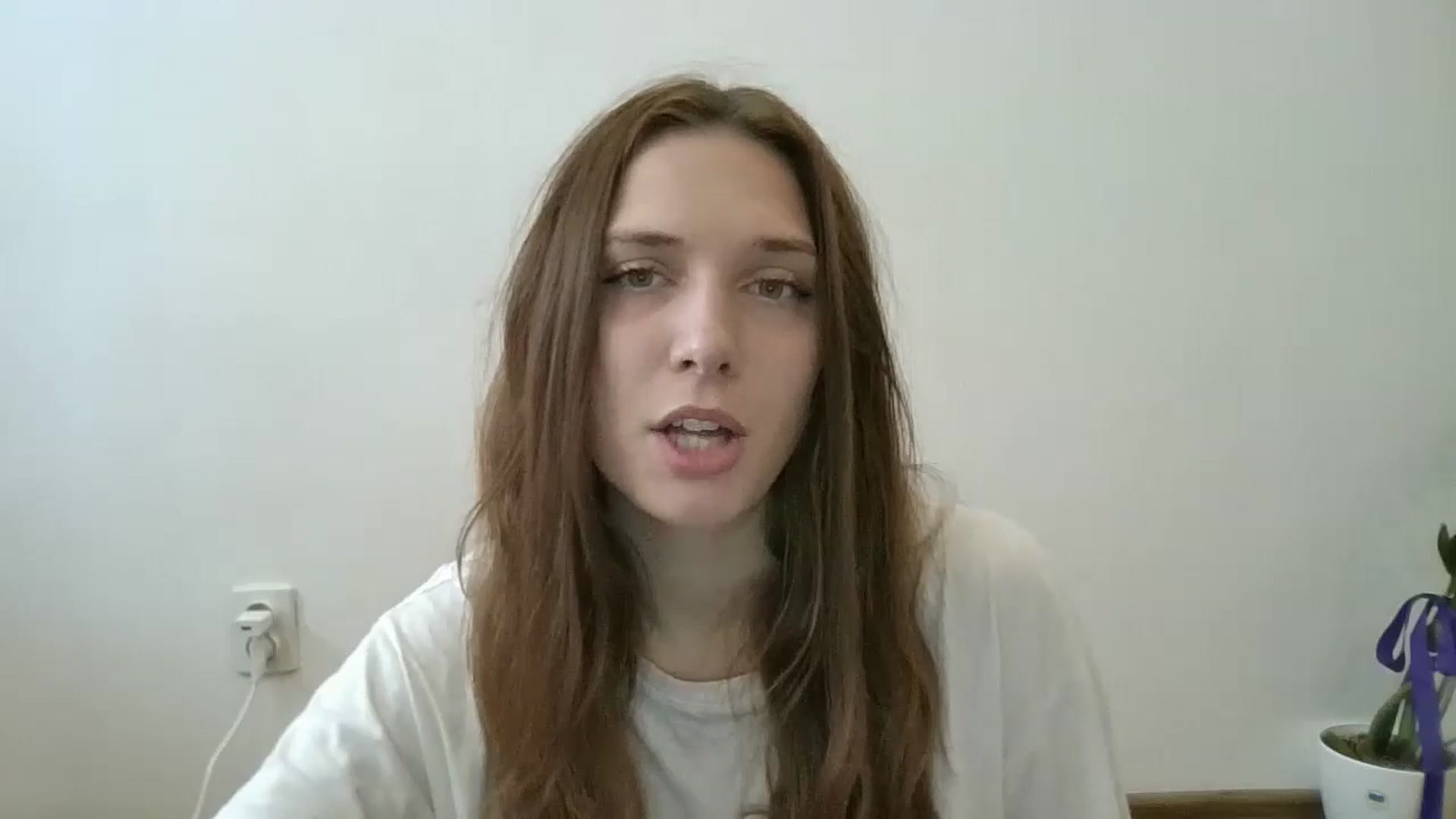 Gallery image thumbnail from HaleyReed's myfreecams stream on, 06/20/2024, 08:01 image 19 of 20
