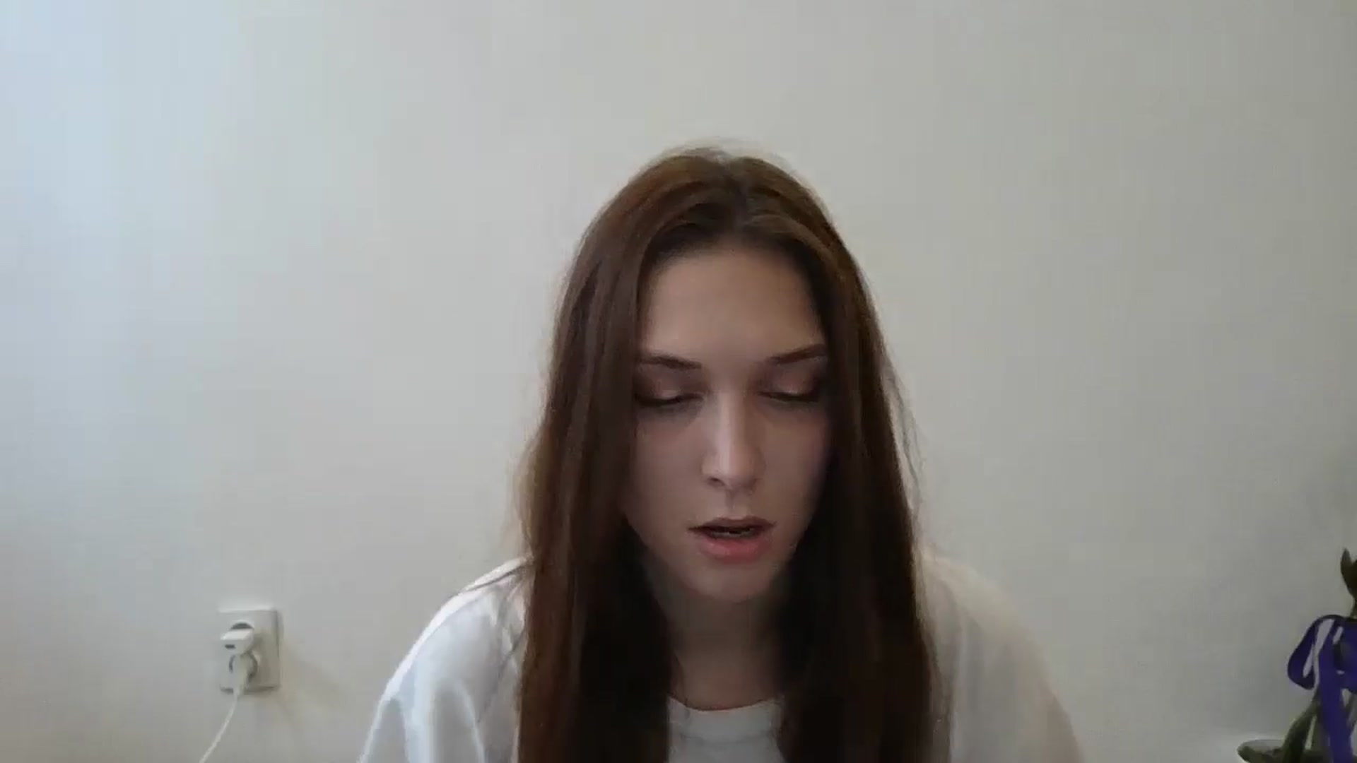Gallery image thumbnail from HaleyReed's myfreecams stream on, 06/20/2024, 08:01 image 3 of 20