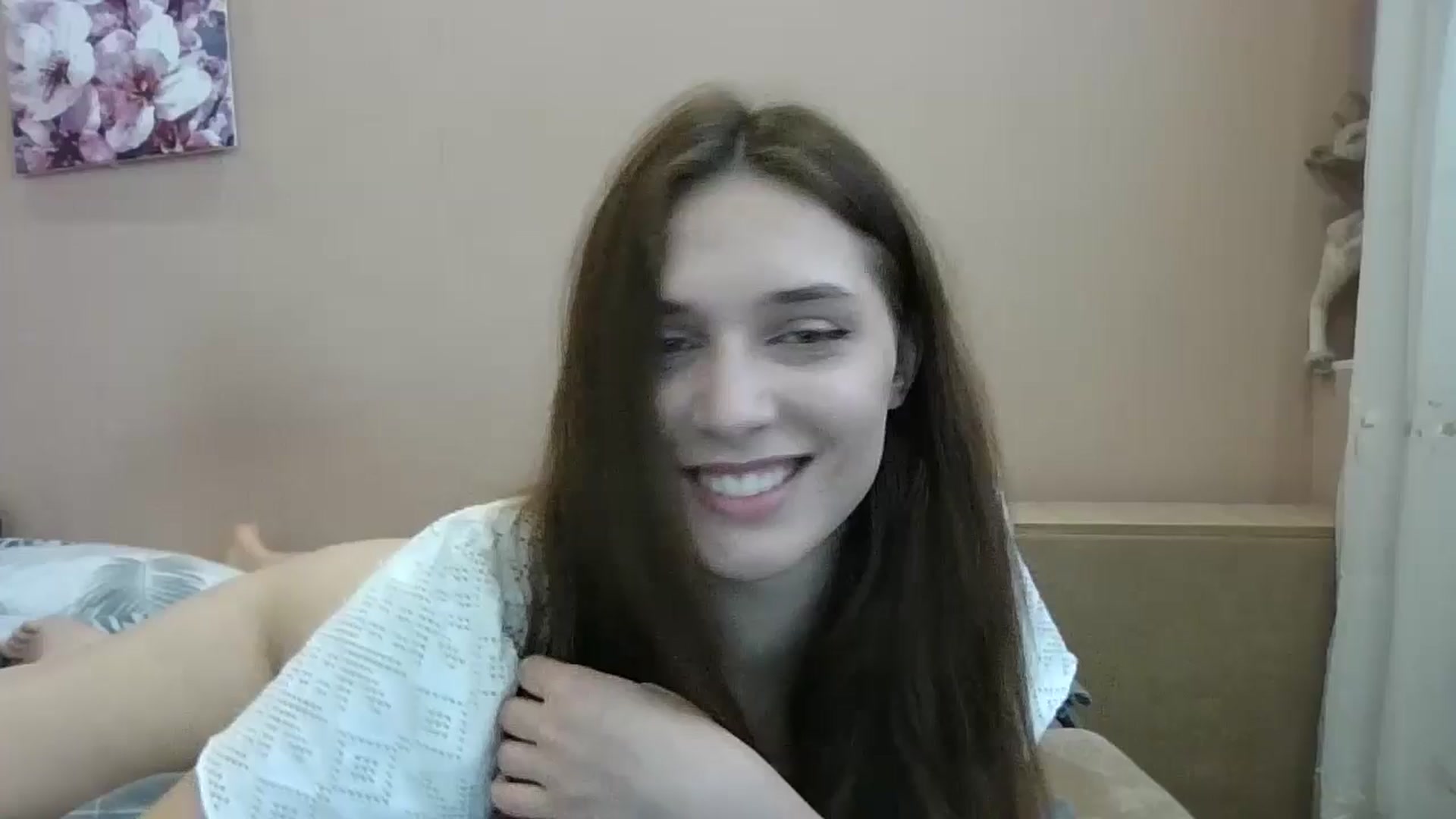 Gallery image thumbnail from HaleyReed's myfreecams stream on, 06/21/2024, 09:41 image 1 of 20