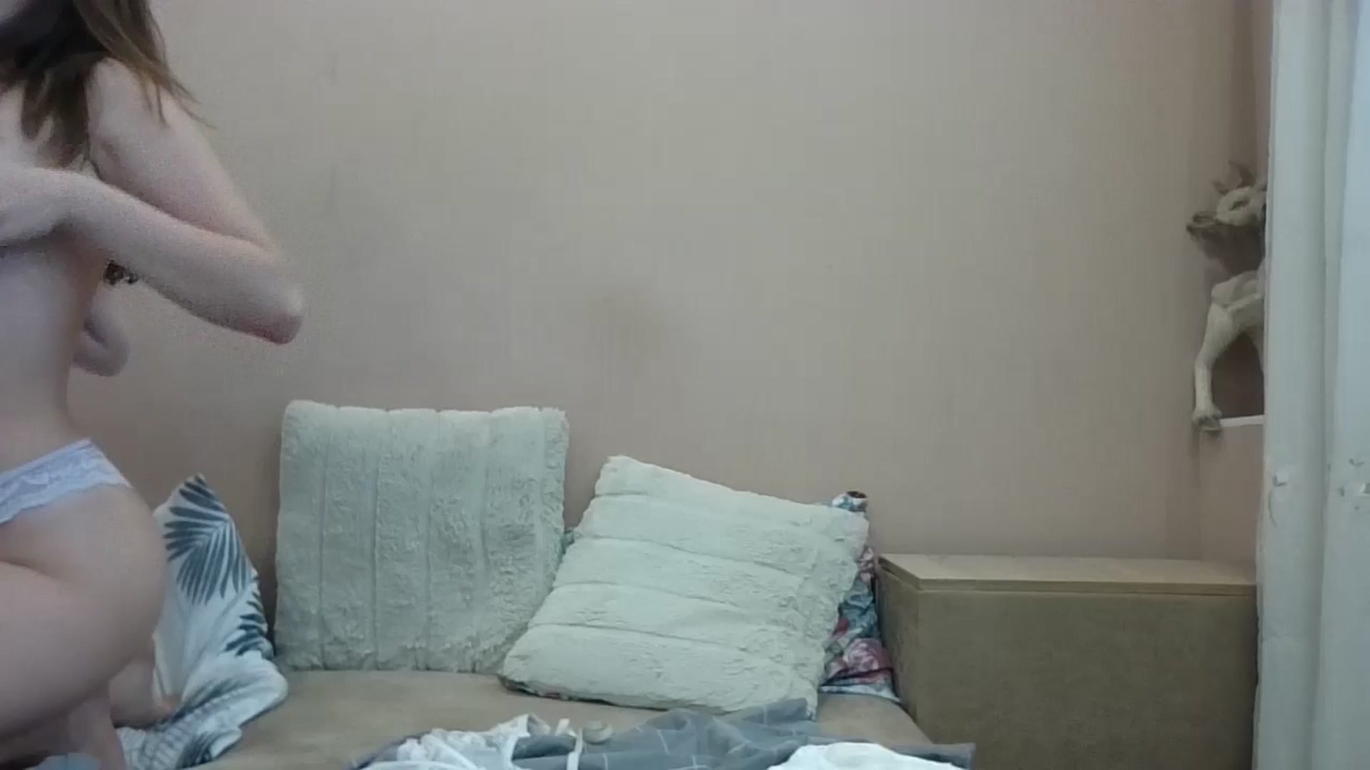 Gallery image thumbnail from HaleyReed's myfreecams stream on, 06/21/2024, 14:08 image 1 of 20