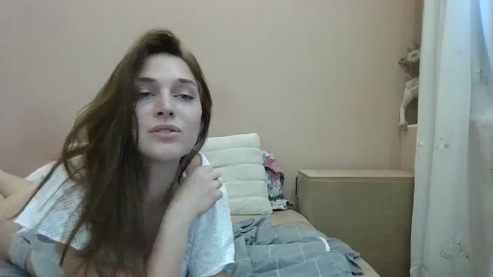 Gallery image thumbnail from HaleyReed's myfreecams stream on, 06/21/2024, 15:01 image 16 of 20