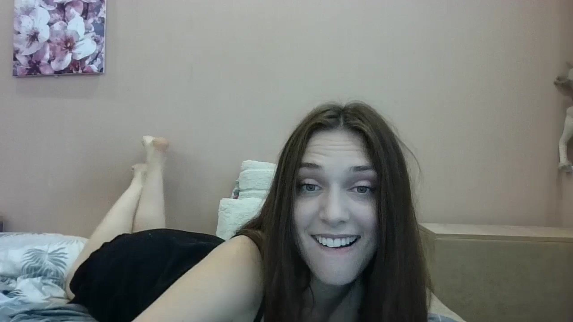 Gallery image thumbnail from HaleyReed's myfreecams stream on, 06/22/2024, 11:50 image 4 of 20