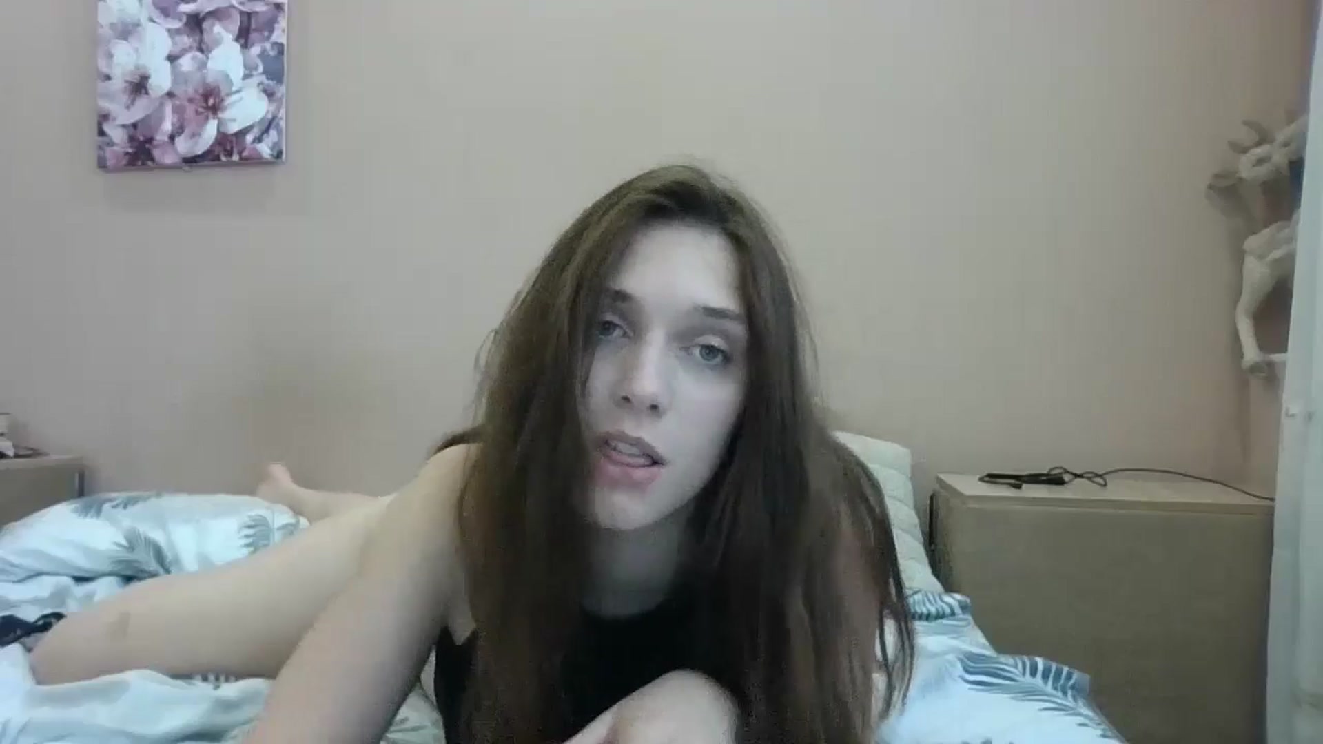 Gallery image thumbnail from HaleyReed's myfreecams stream on, 06/26/2024, 13:45 image 12 of 20