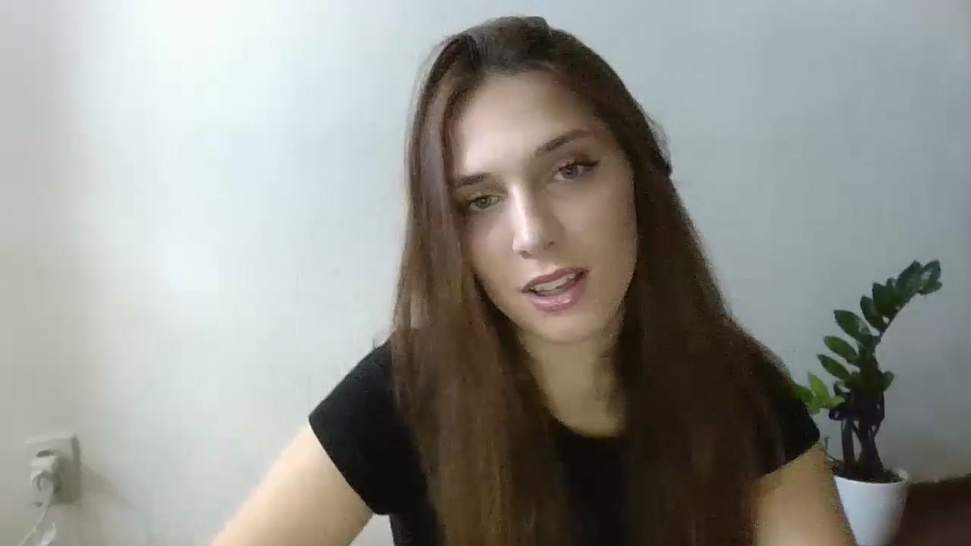 Gallery image thumbnail from HaleyReed's myfreecams stream on, 06/27/2024, 09:34 image 3 of 20