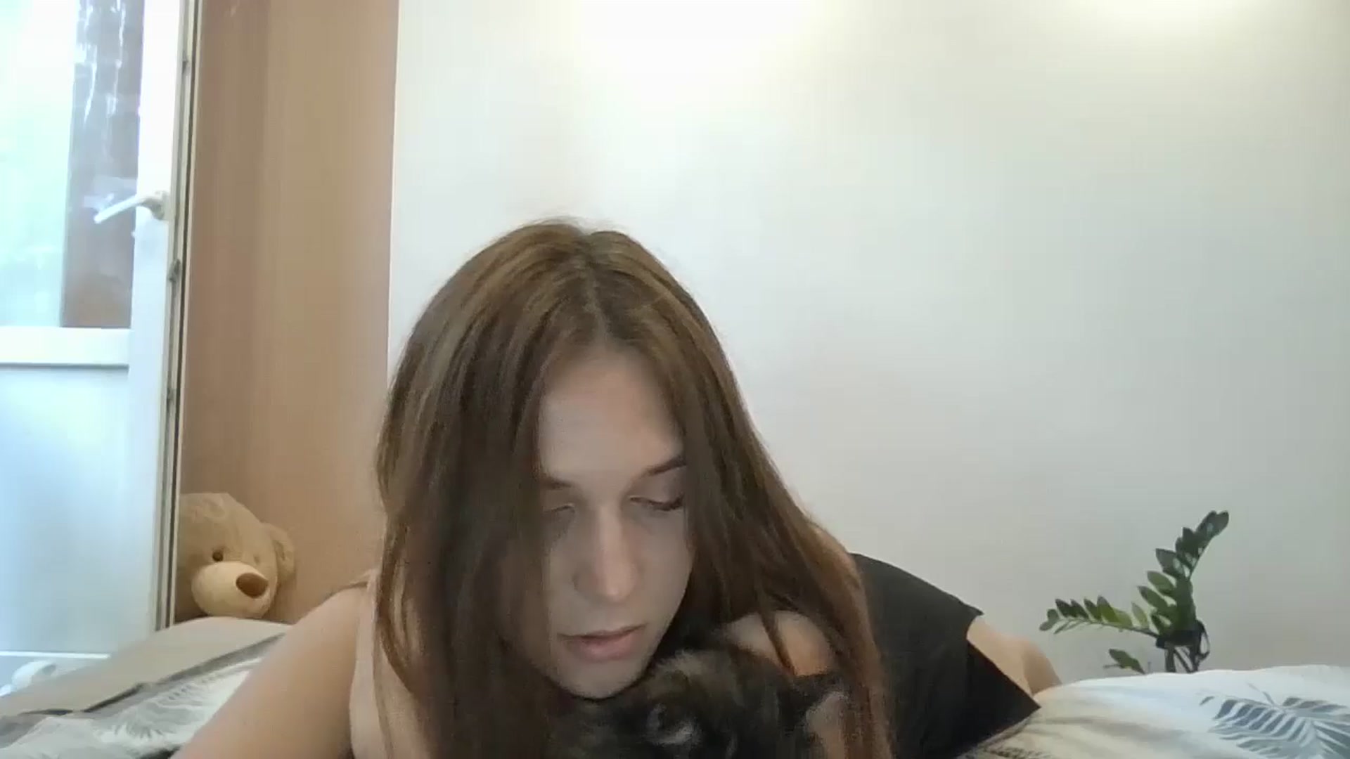 Gallery image thumbnail from HaleyReed's myfreecams stream on, 06/27/2024, 12:25 image 18 of 20