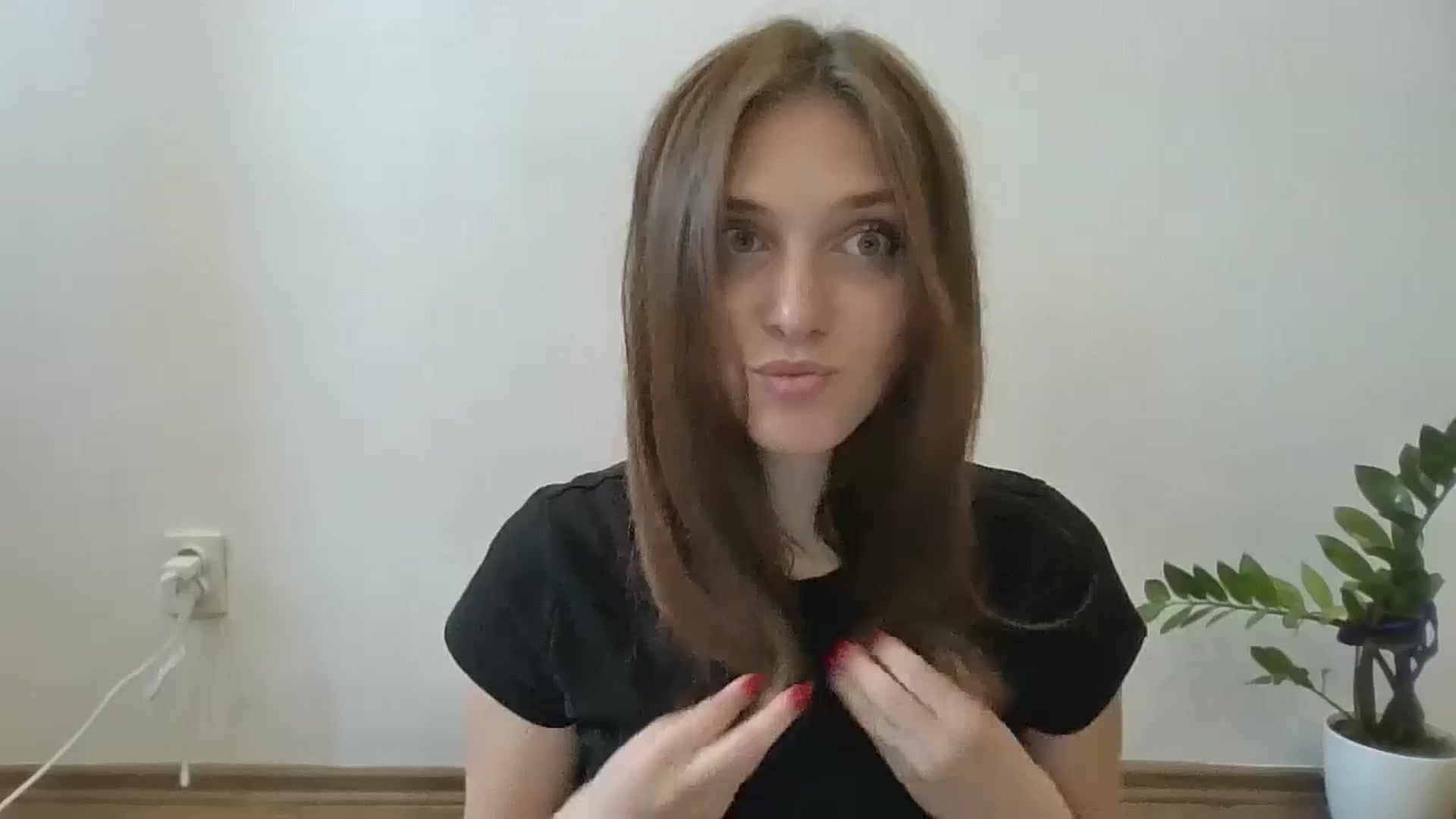 Gallery image thumbnail from HaleyReed's myfreecams stream on, 06/27/2024, 13:15 image 2 of 20