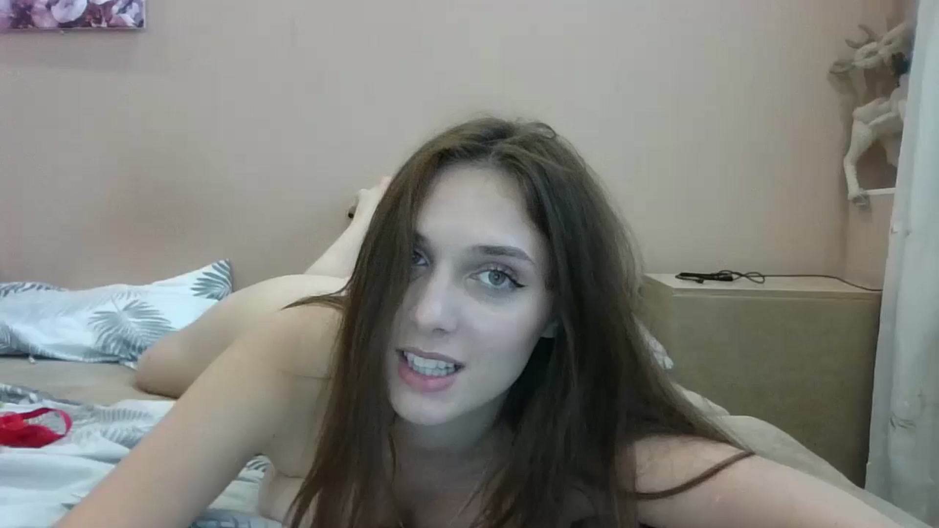Gallery image thumbnail from HaleyReed's myfreecams stream on, 06/27/2024, 14:05 image 12 of 20