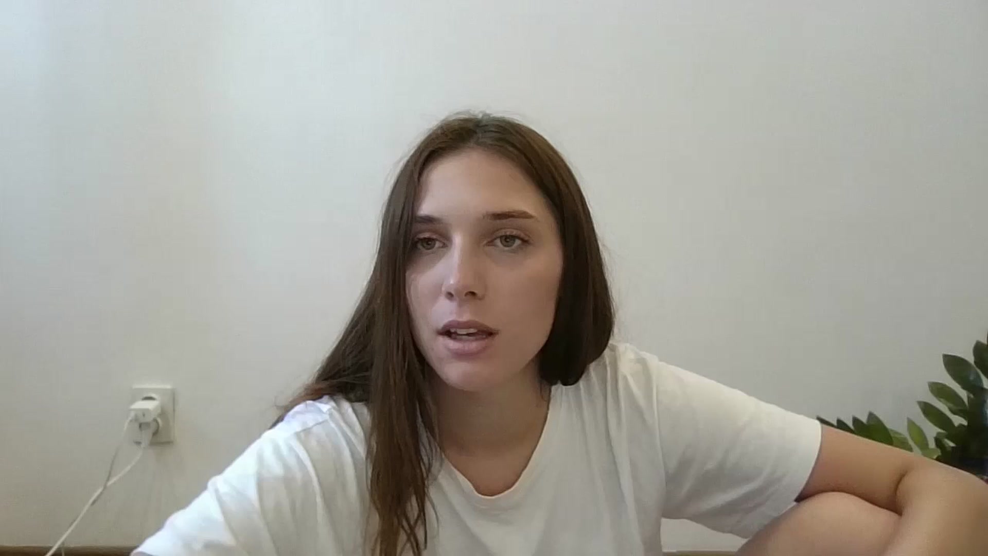 Gallery image thumbnail from HaleyReed's myfreecams stream on, 06/30/2024, 12:36 image 15 of 20