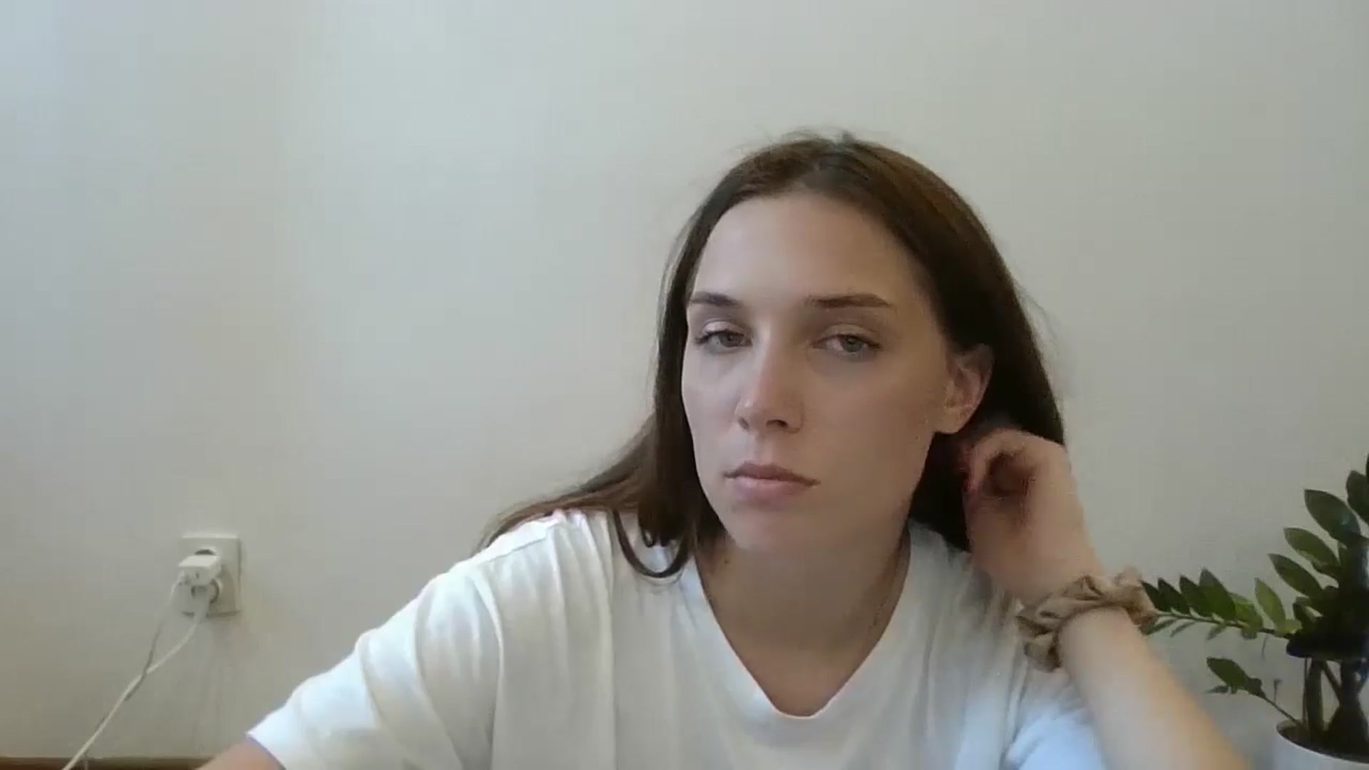 Gallery image thumbnail from HaleyReed's myfreecams stream on, 06/30/2024, 12:36 image 12 of 20