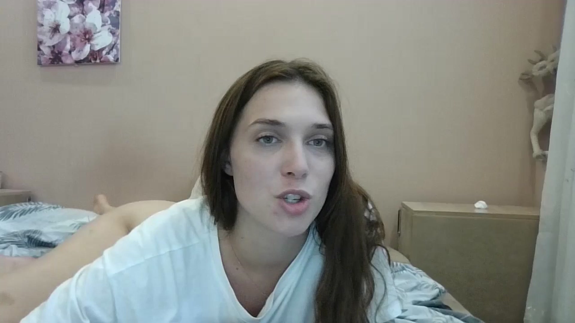 Gallery image thumbnail from HaleyReed's myfreecams stream on, 06/30/2024, 13:19 image 1 of 20